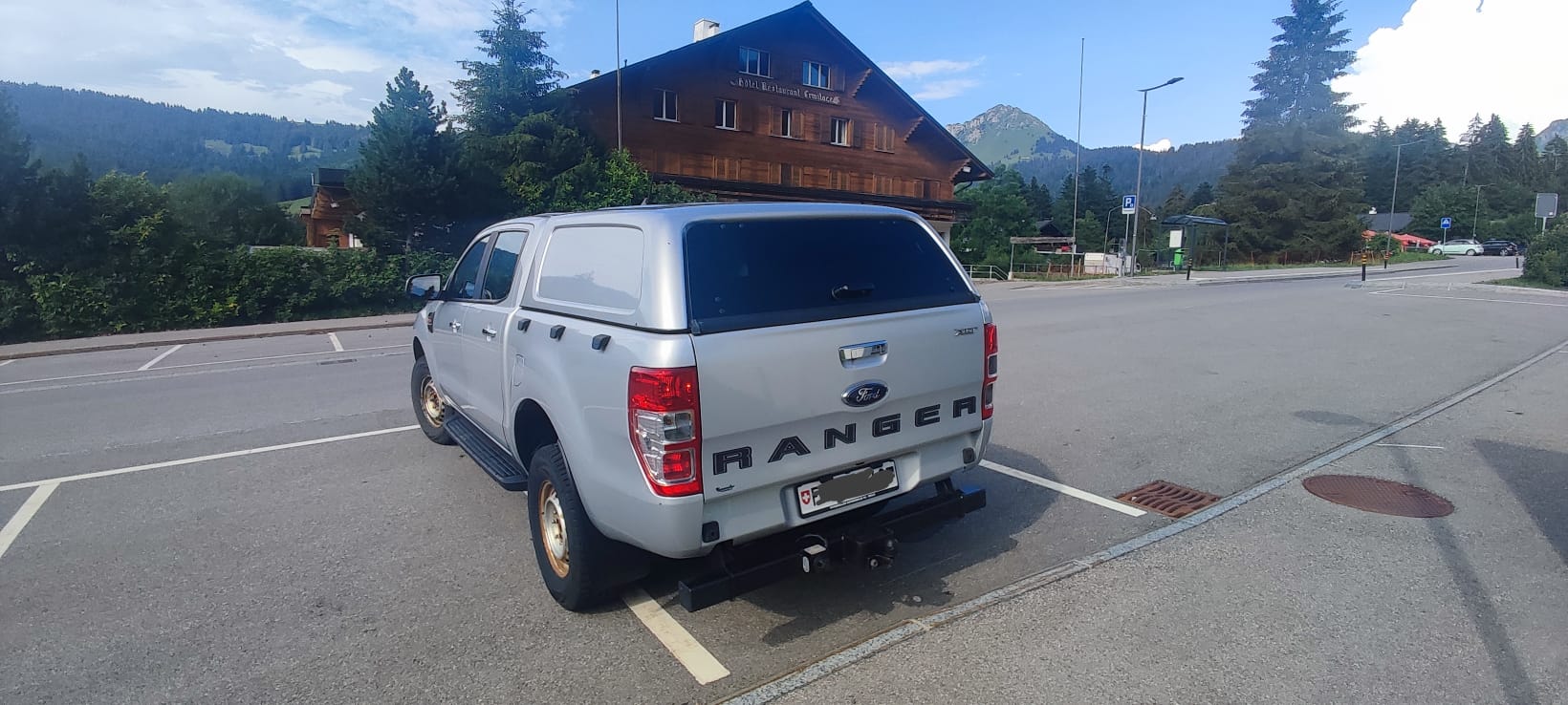 FORD 2.0 EcoBlue 4x4 XLT-image-1