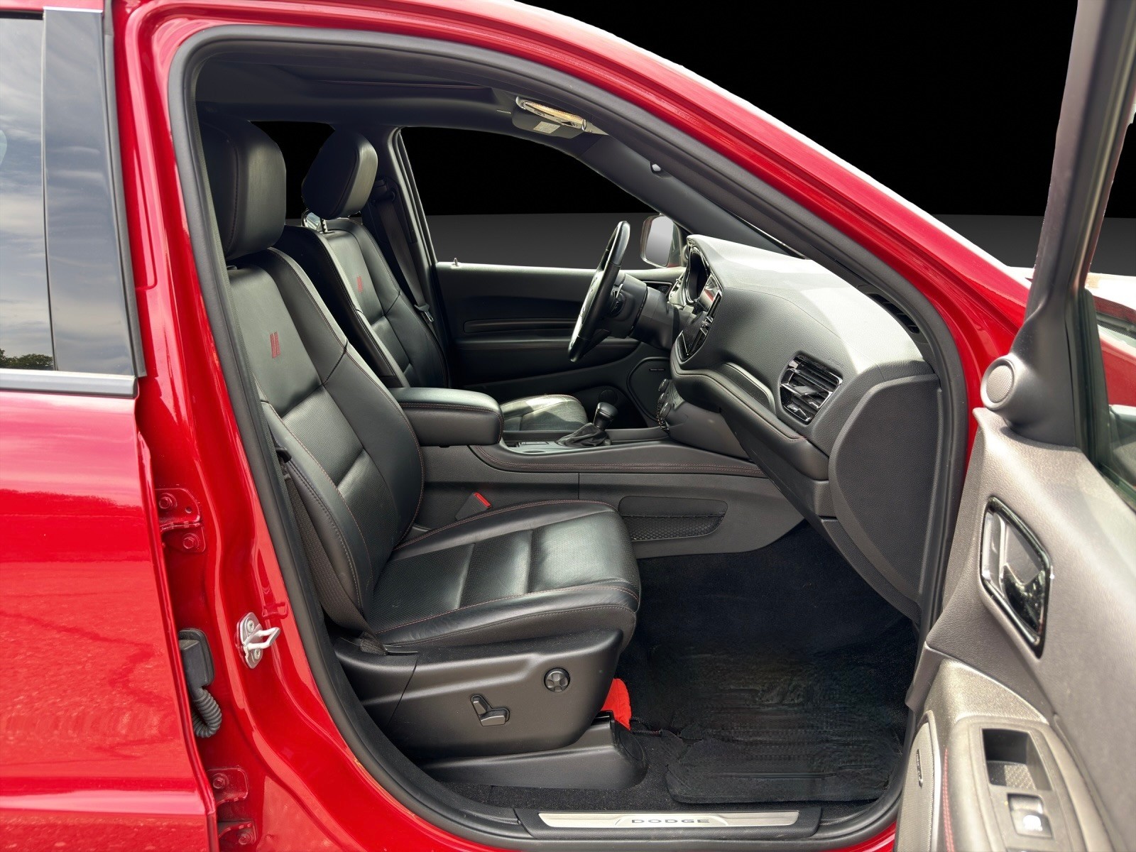 DODGE 5.7 RT V8 HEMI - 364 PS- AHK 3'500 Kg-image-17