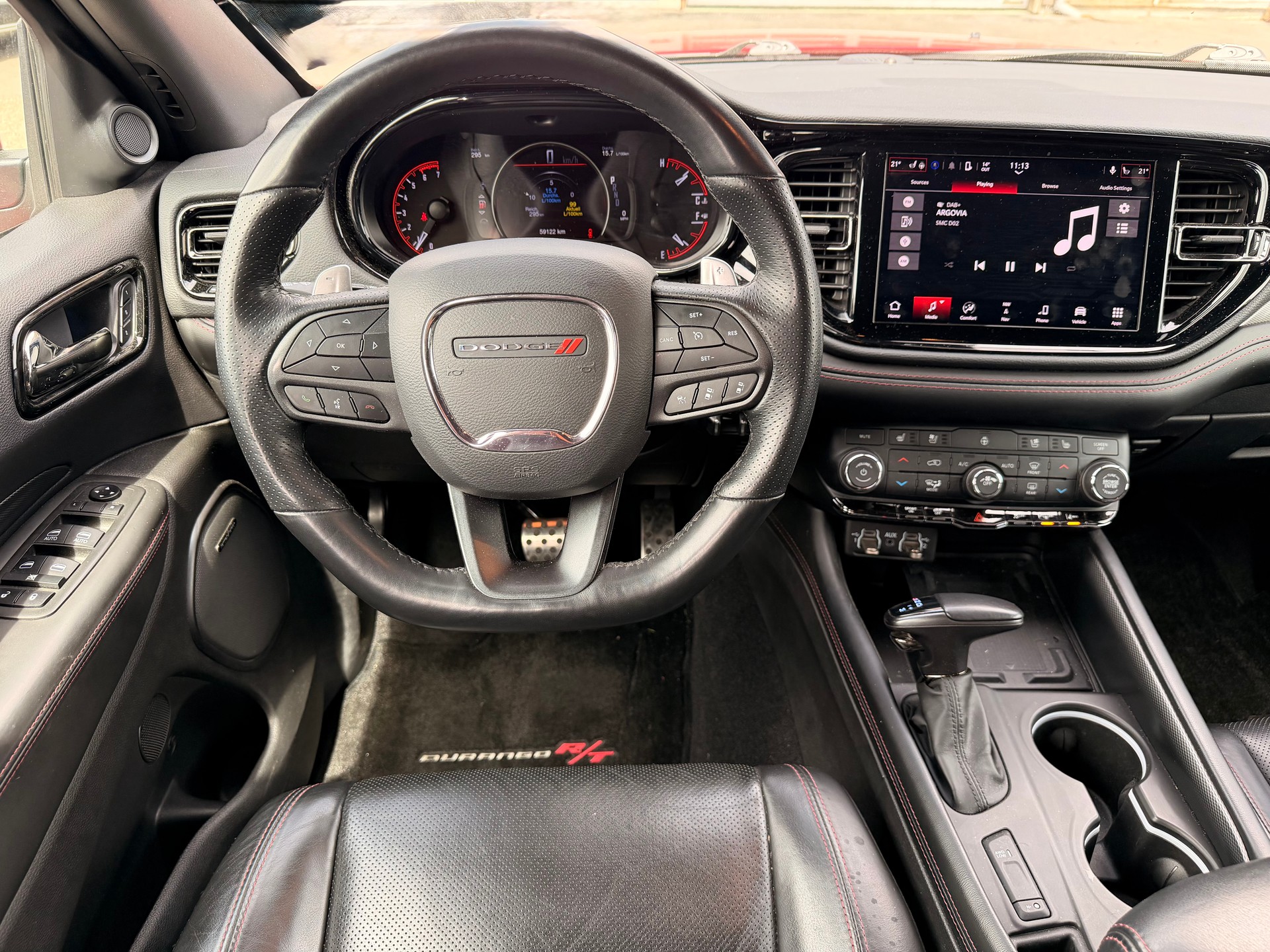 DODGE 5.7 RT V8 HEMI - 364 PS- AHK 3'500 Kg-image-13