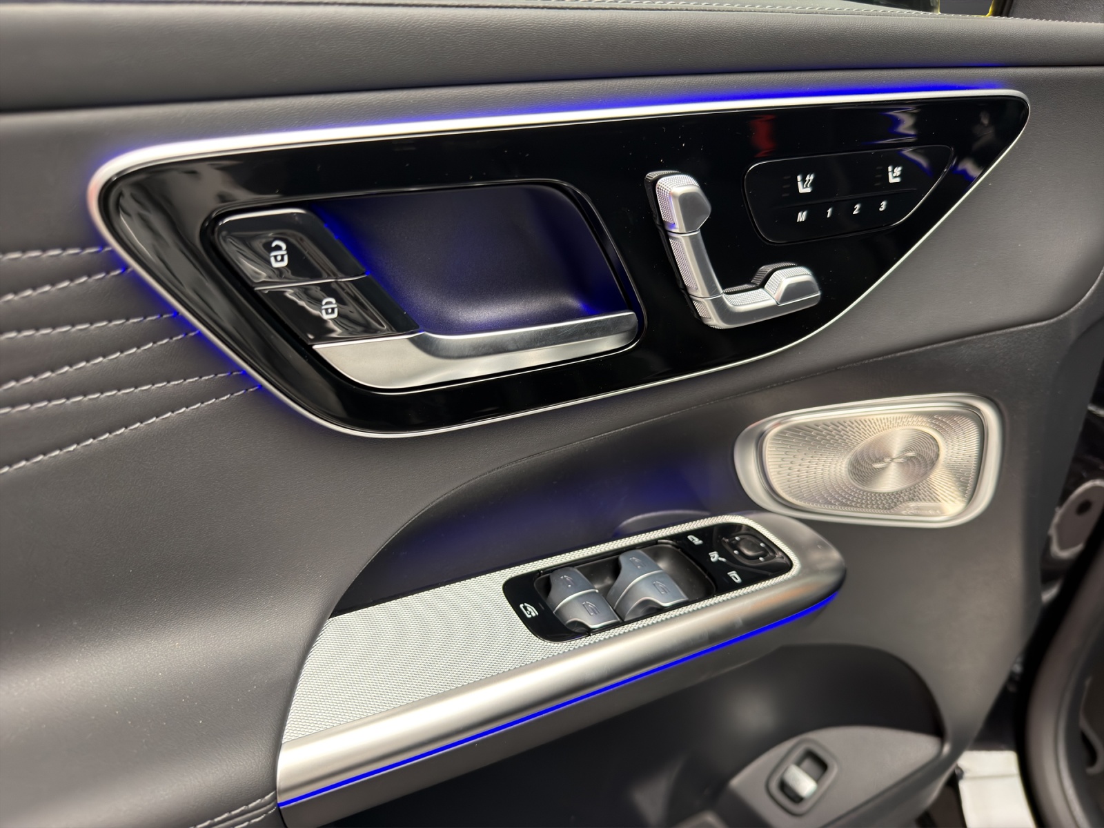 MERCEDES-BENZ AMG GLC 53 4MATIC+-image-11