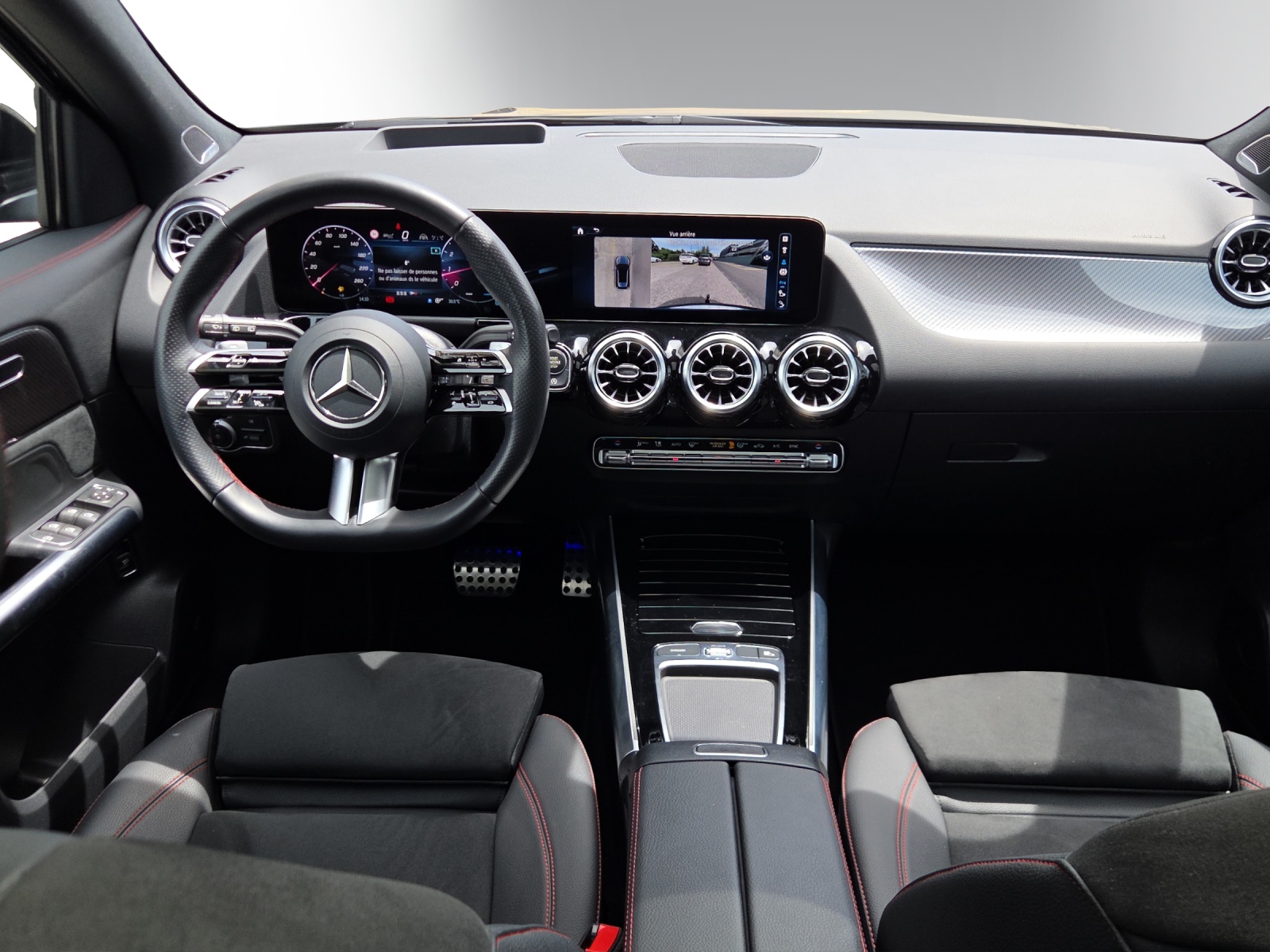 MERCEDES-BENZ GLA 250 4Matic 8G-DCT Swiss Star-image-10