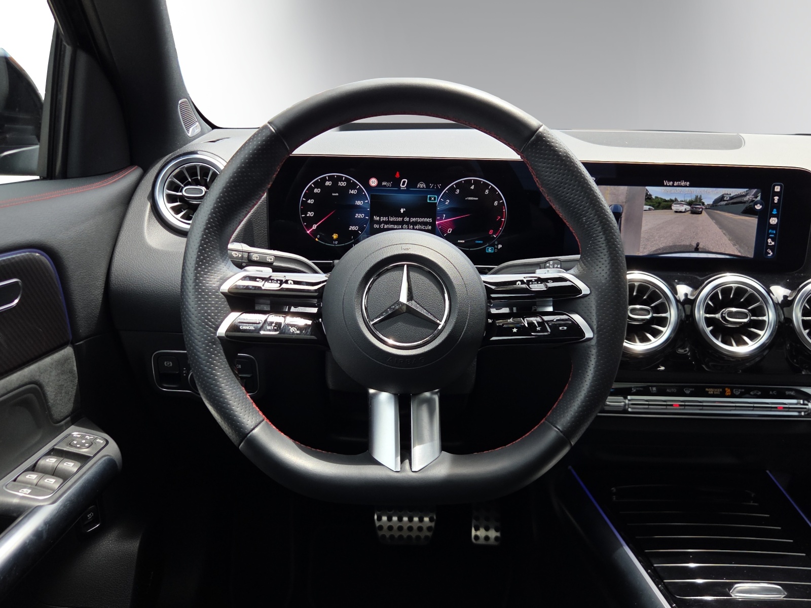MERCEDES-BENZ GLA 250 4Matic 8G-DCT Swiss Star-image-11