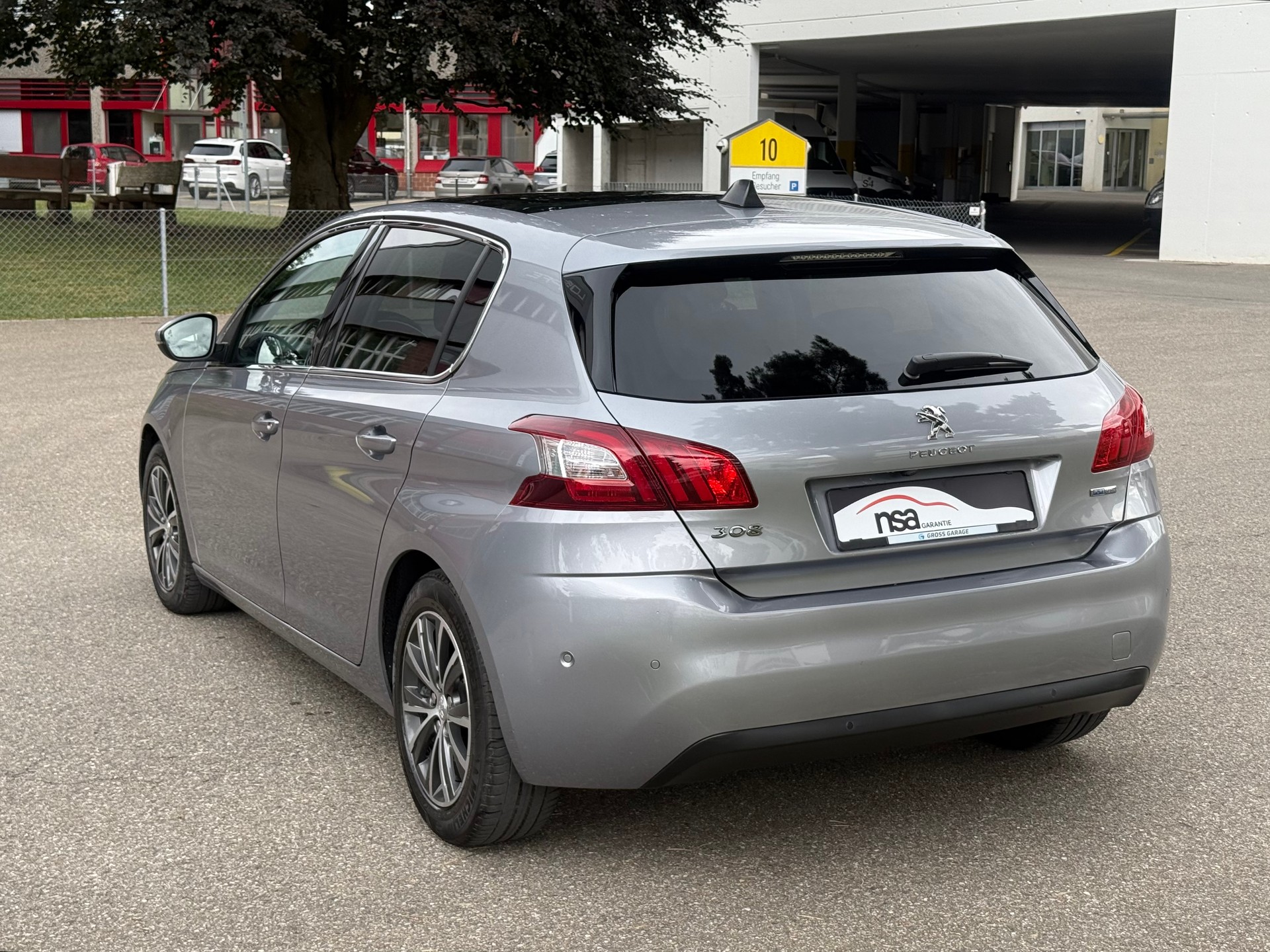 PEUGEOT 308 1.2 THP Active Automatic-image-3