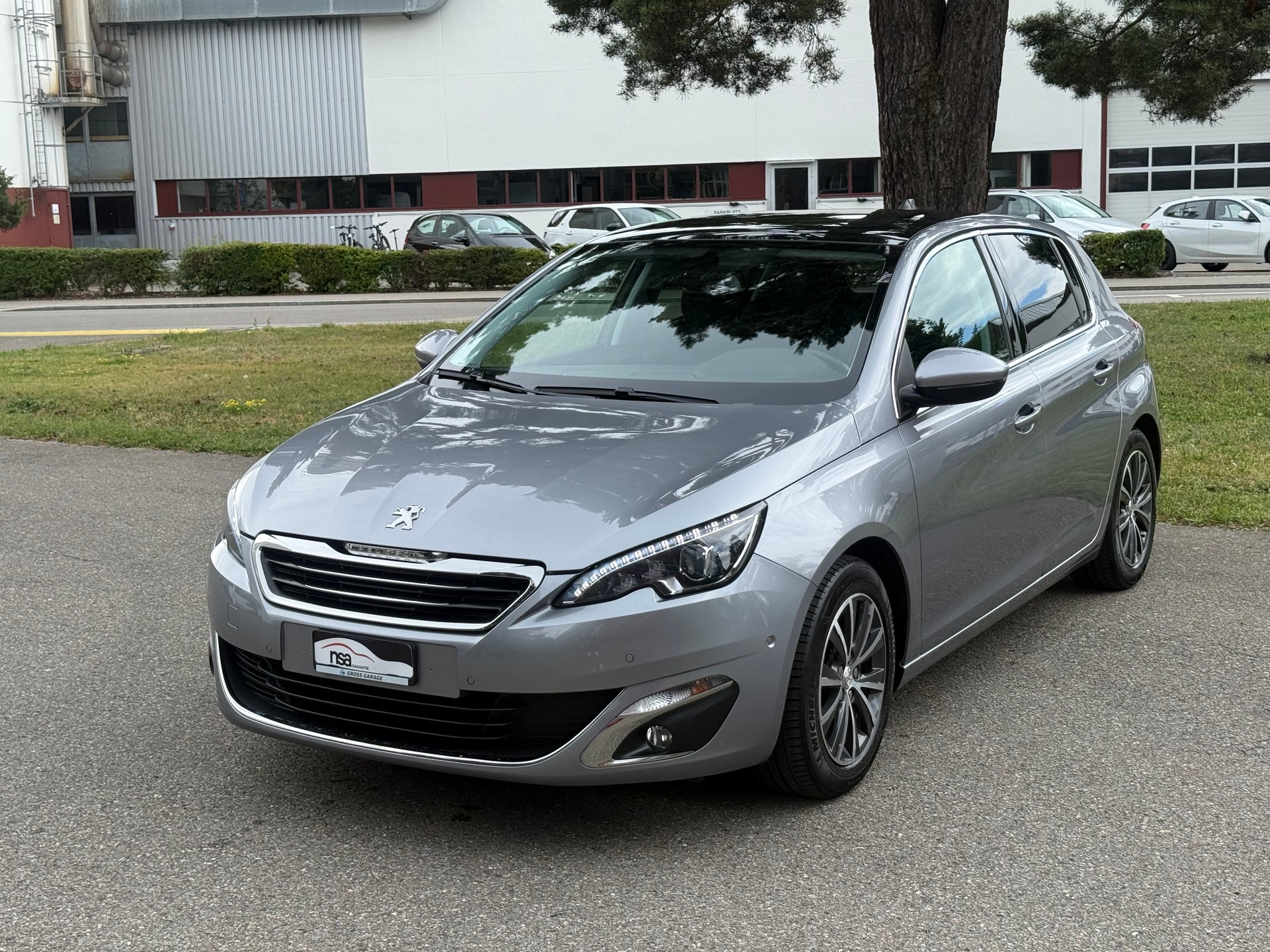 PEUGEOT 308 1.2 THP Active Automatic-image-2