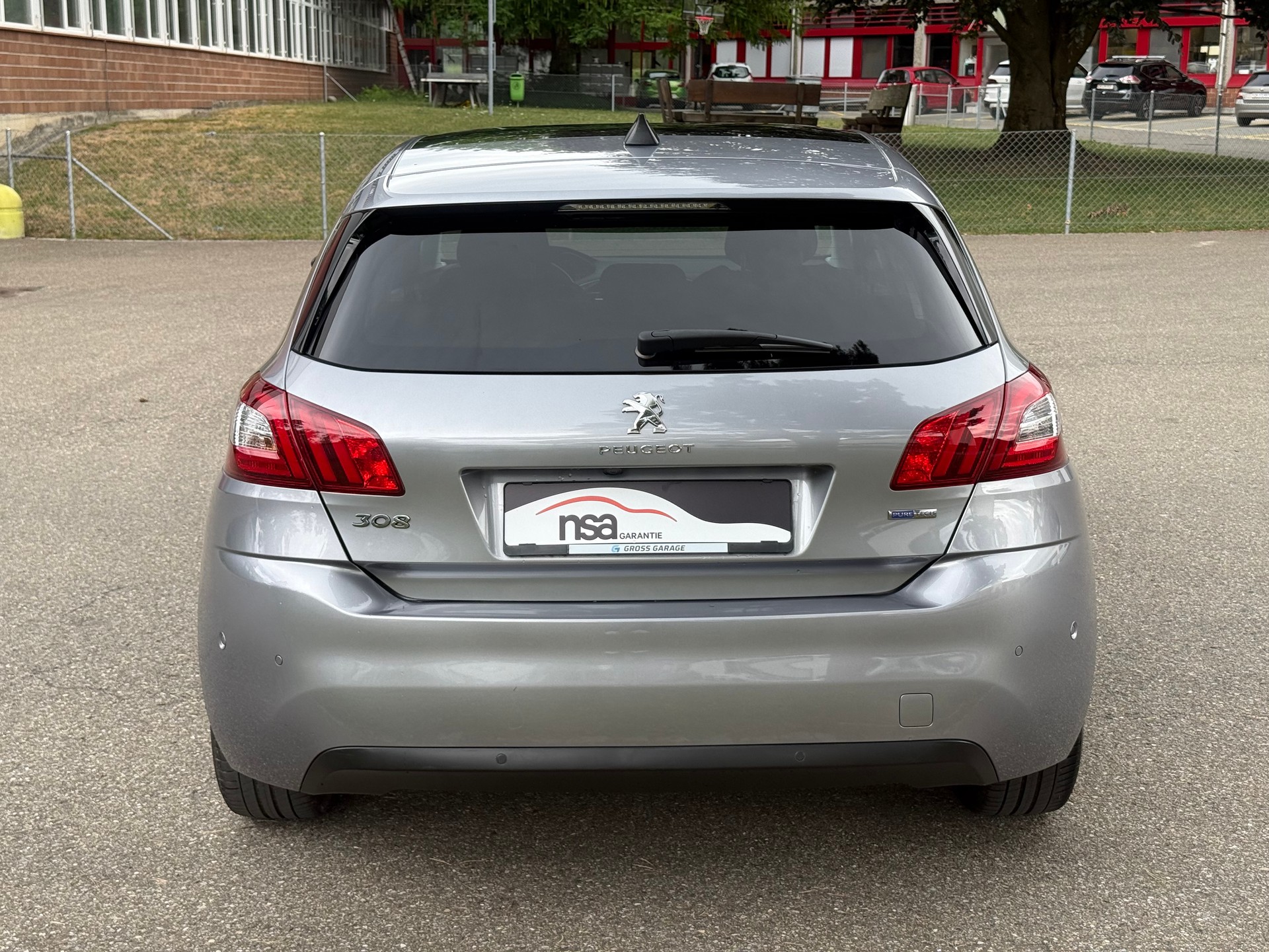 PEUGEOT 308 1.2 THP Active Automatic-image-4