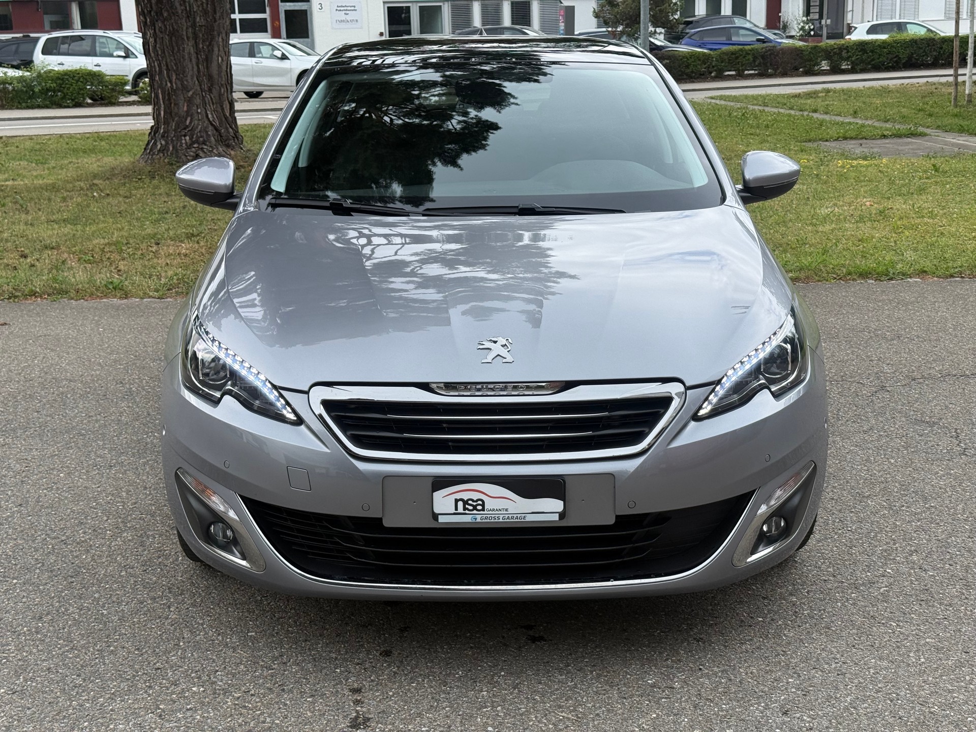 PEUGEOT 308 1.2 THP Active Automatic-image-0