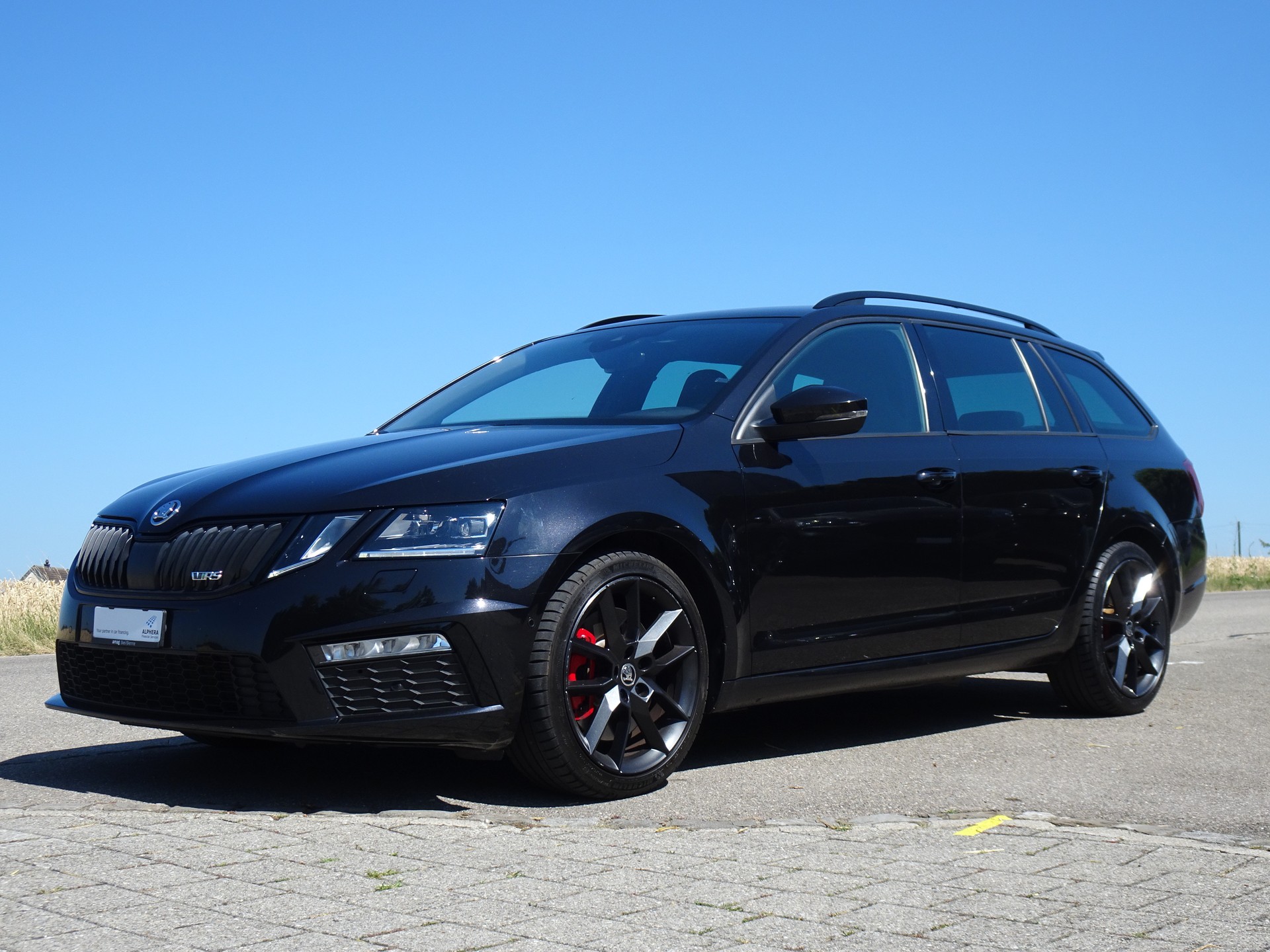SKODA Octavia Combi 2.0 TSI RS DSG-image-0