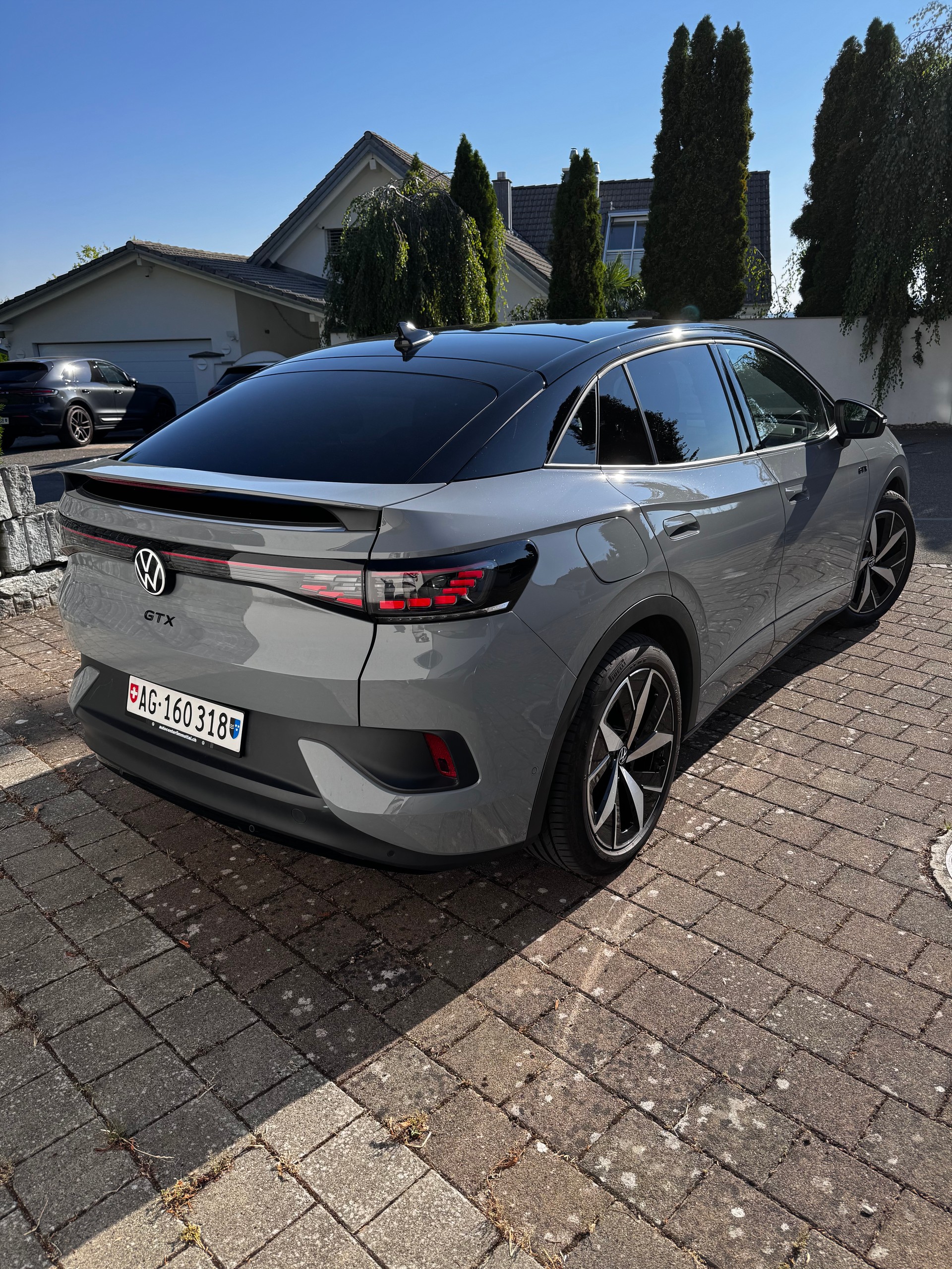 VW GTX 4motion 77 kWh-image-3