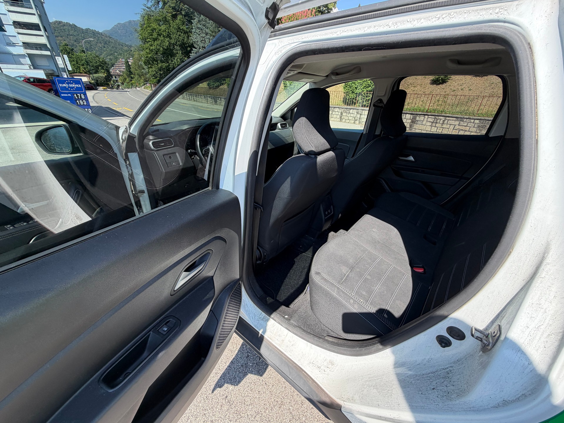 DACIA Duster TCe 150 Prestige EDC 4x2-image-7