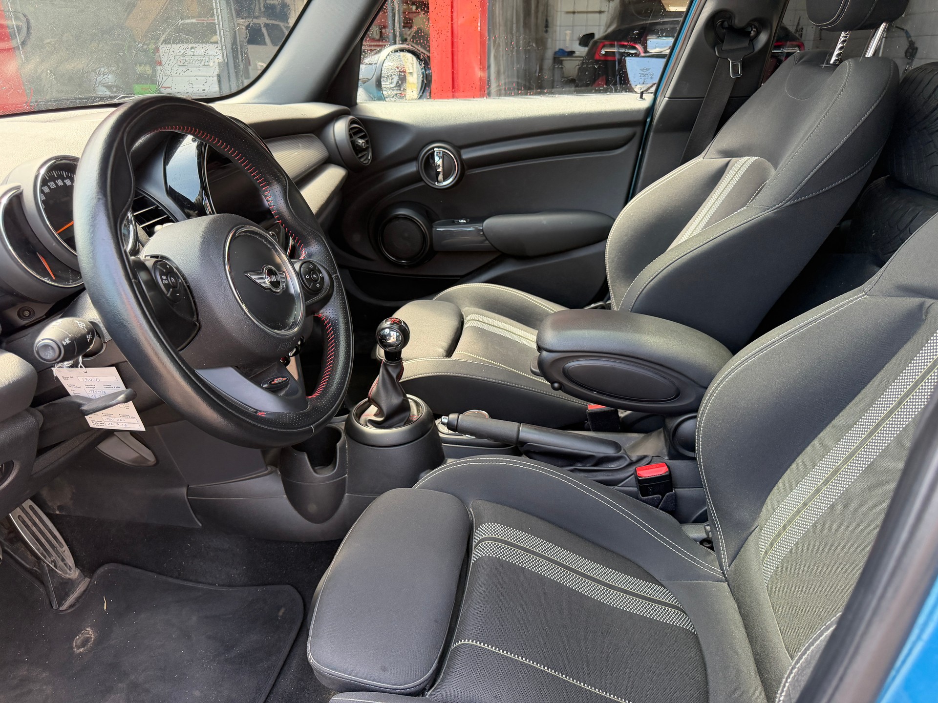 MINI Cooper-image-8