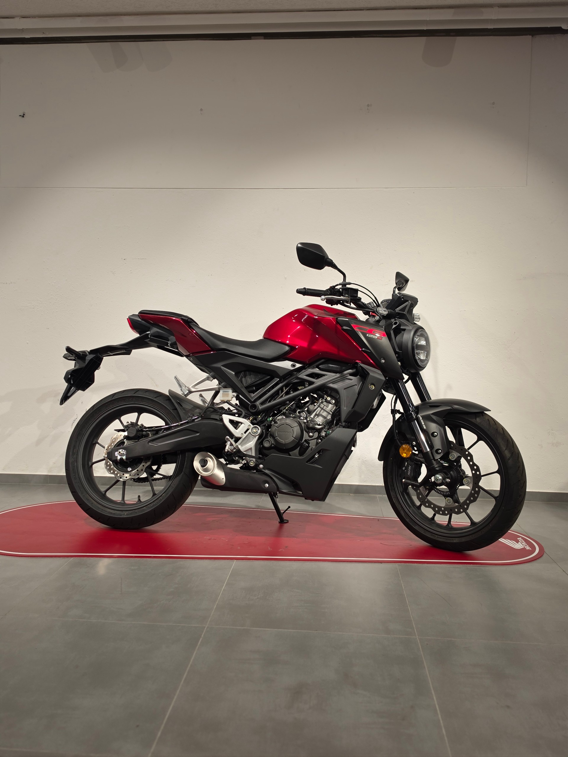 HONDA CB 125 R