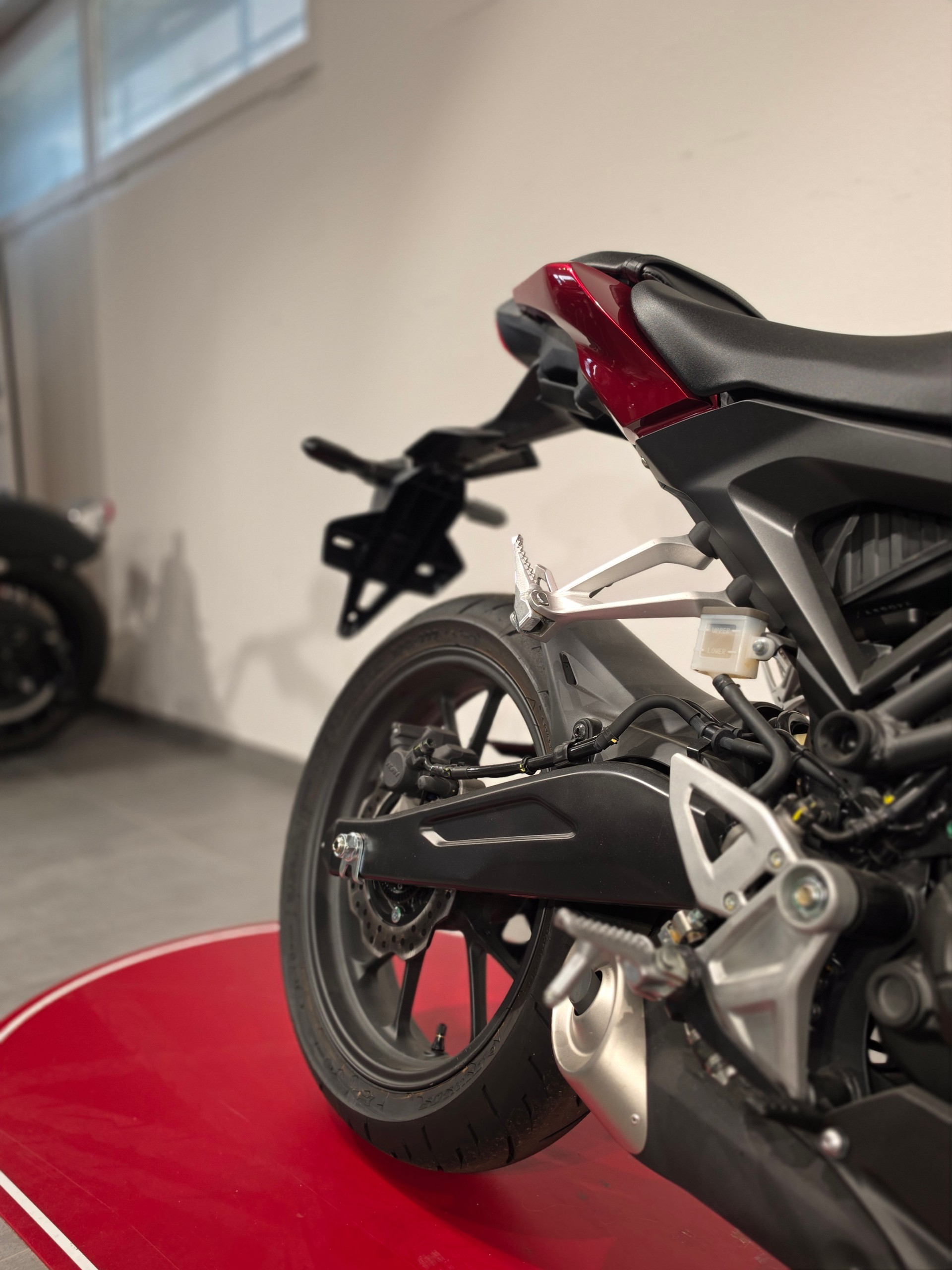 HONDA CB 125 R-image-4
