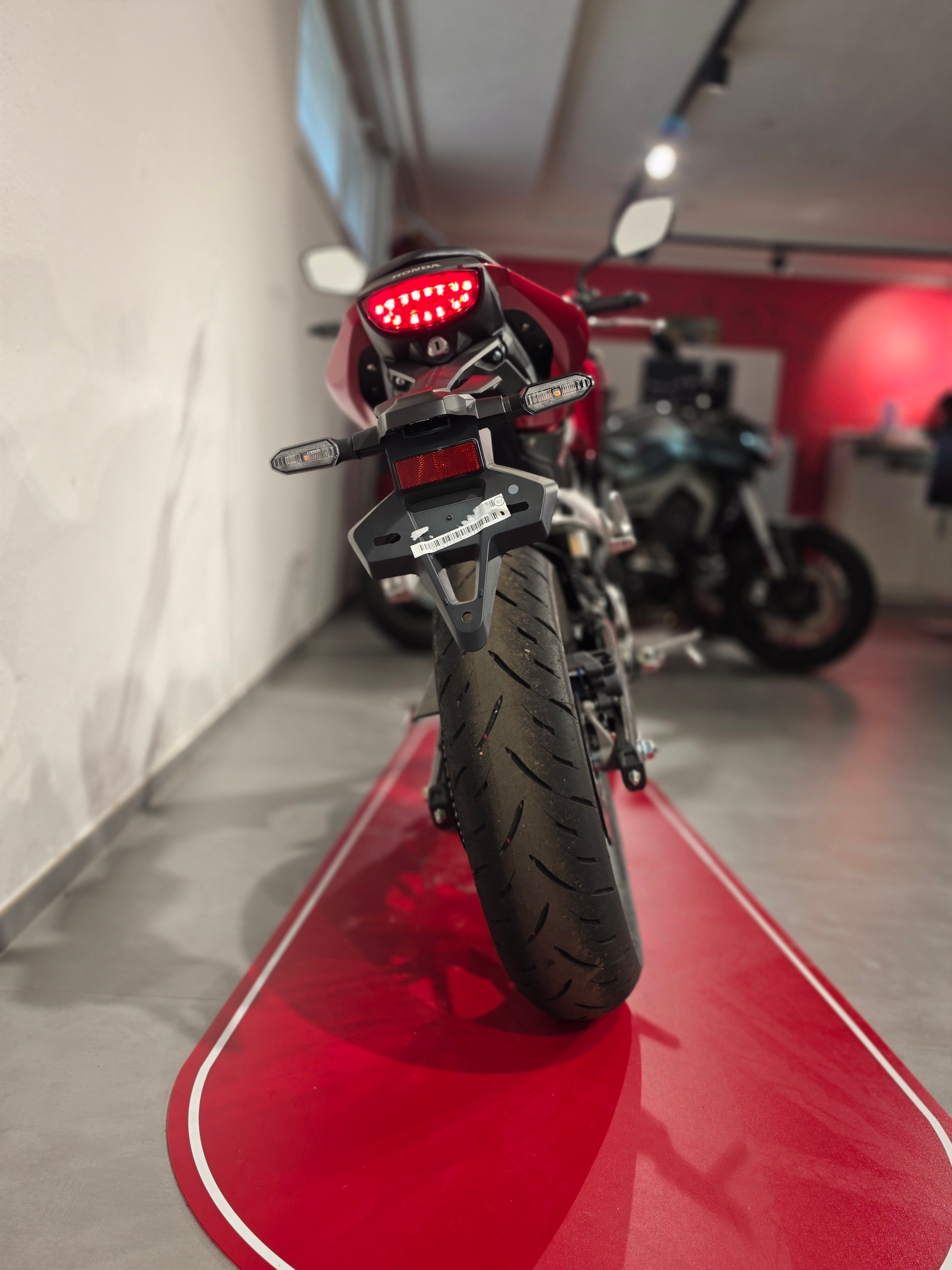 HONDA CB 125 R-image-9