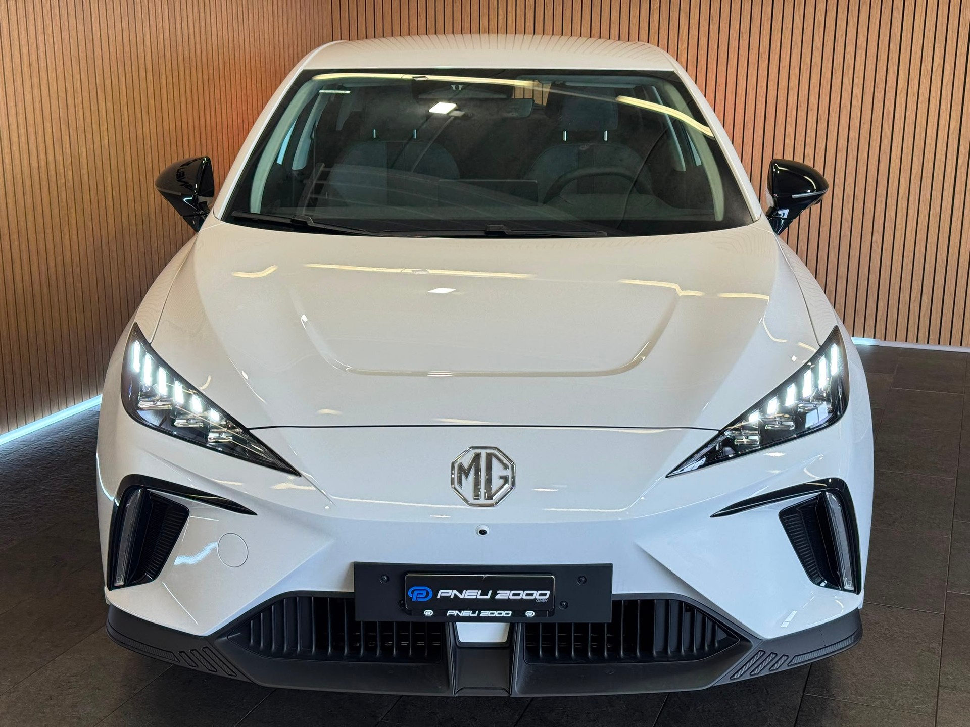 MG 4 EV 64kWh Premium *Facelift* 452KM Reichweite-image-1
