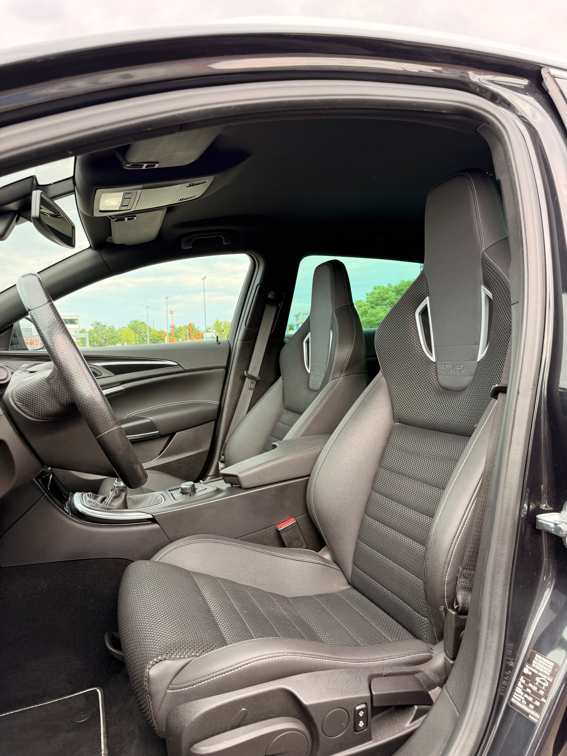 OPEL Insignia Sports Tourer 2.8 Turbo OPC 4WD-image-11
