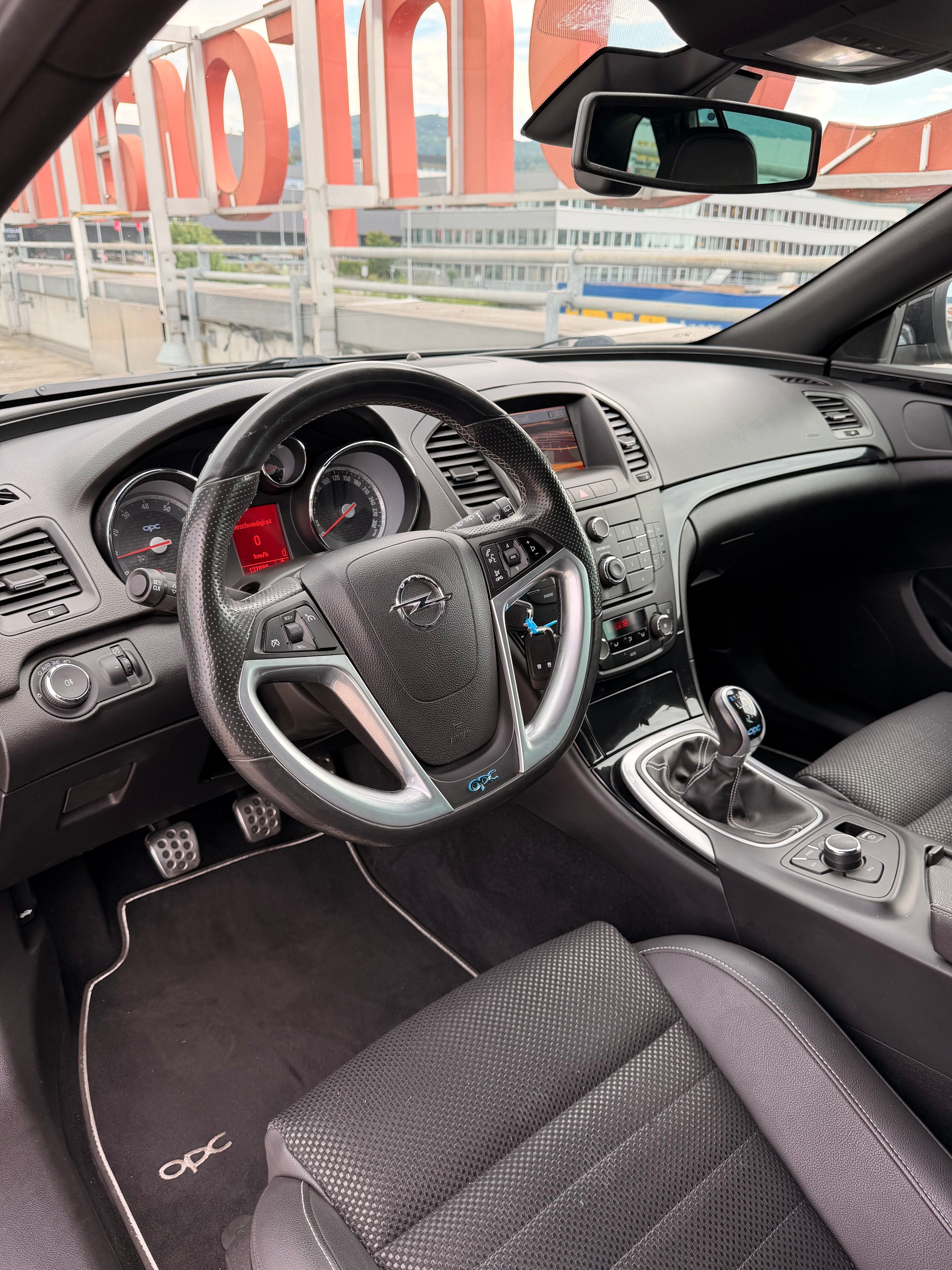 OPEL Insignia Sports Tourer 2.8 Turbo OPC 4WD-image-9