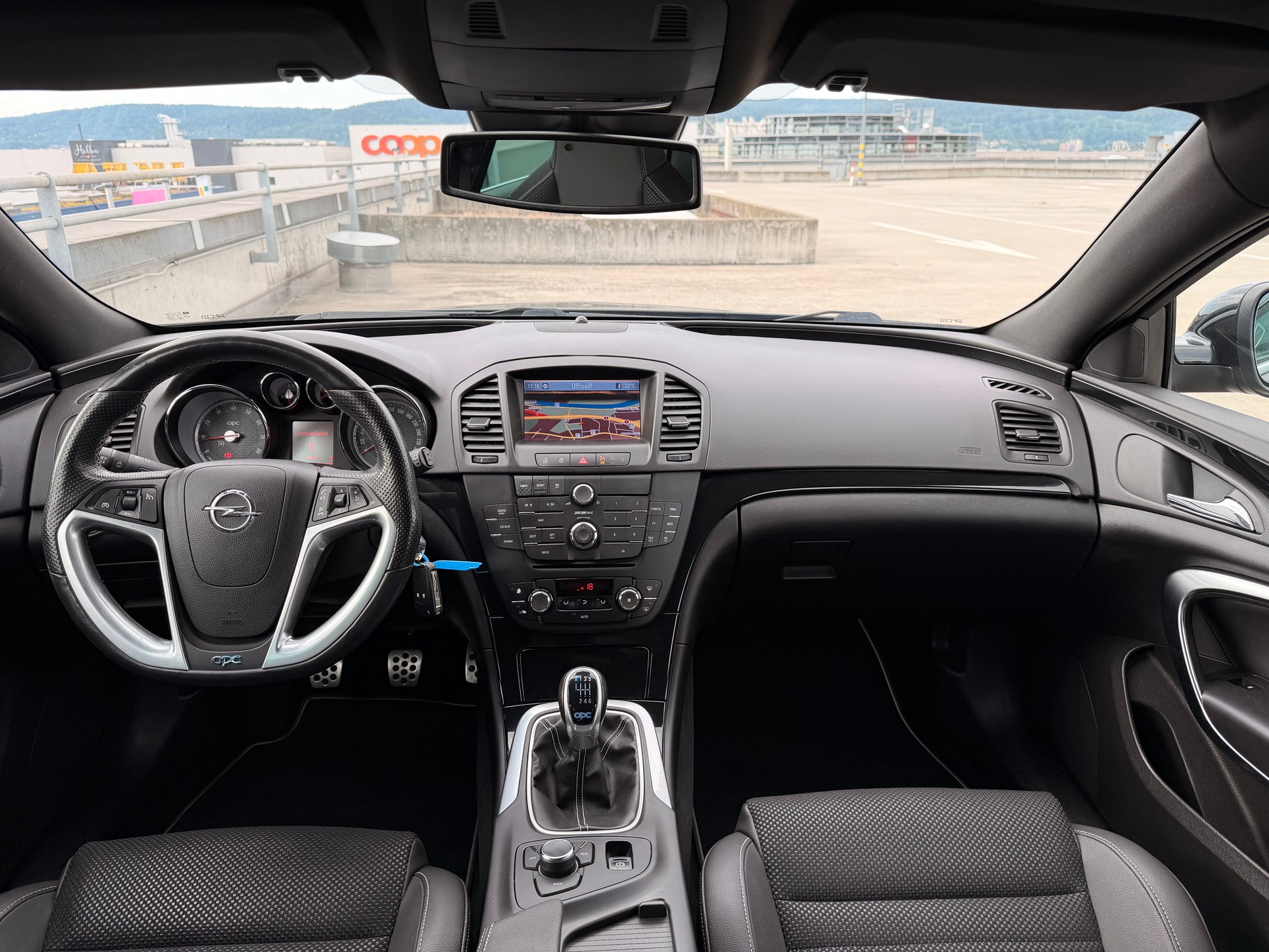 OPEL Insignia Sports Tourer 2.8 Turbo OPC 4WD-image-8