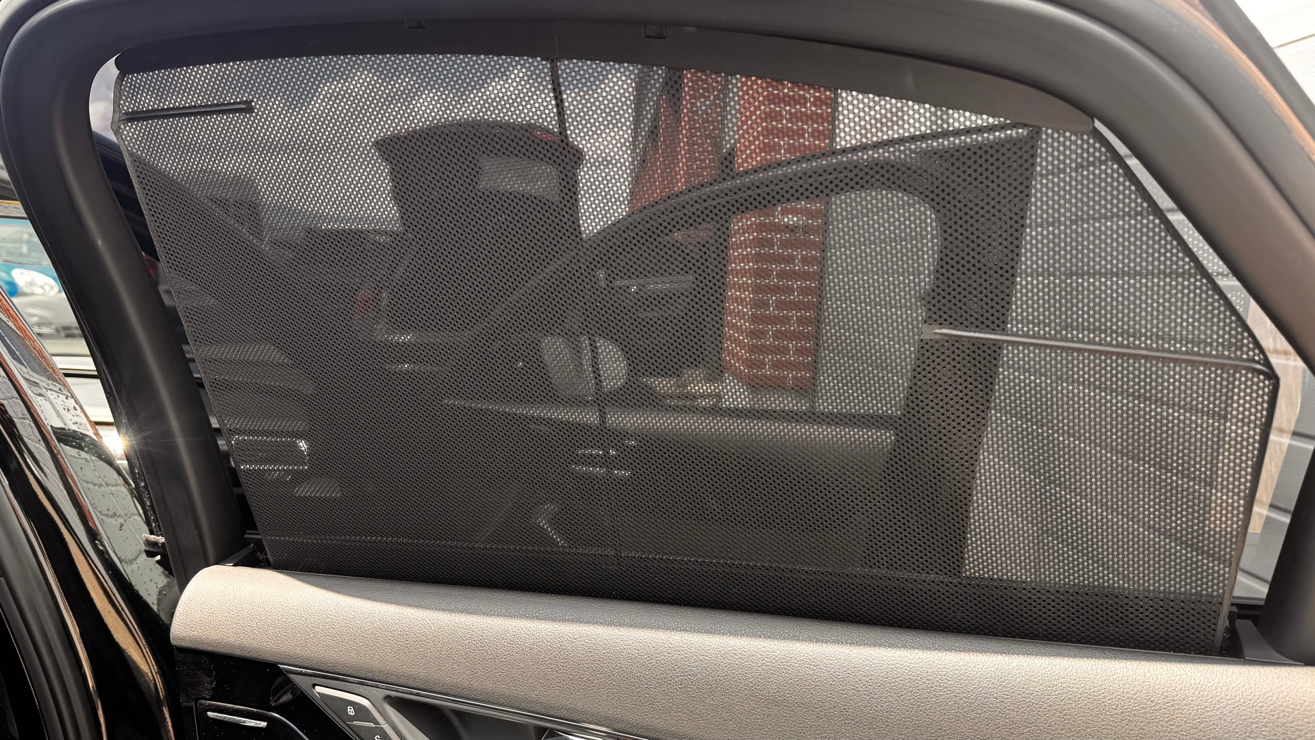 AUDI A8 3.0 TDI quattro tiptronic-image-16