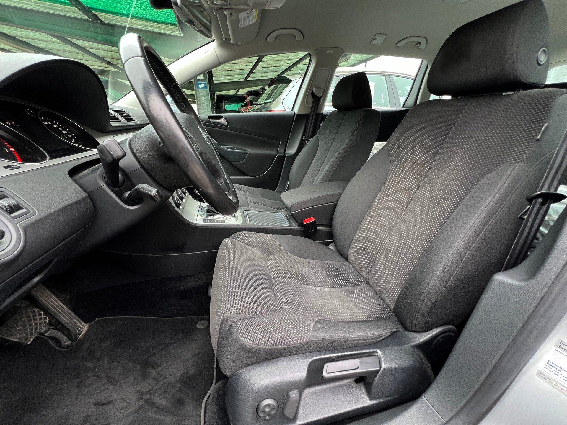 VW Passat Variant 1.4 TSI Comfortline DSG-Automat-image-5