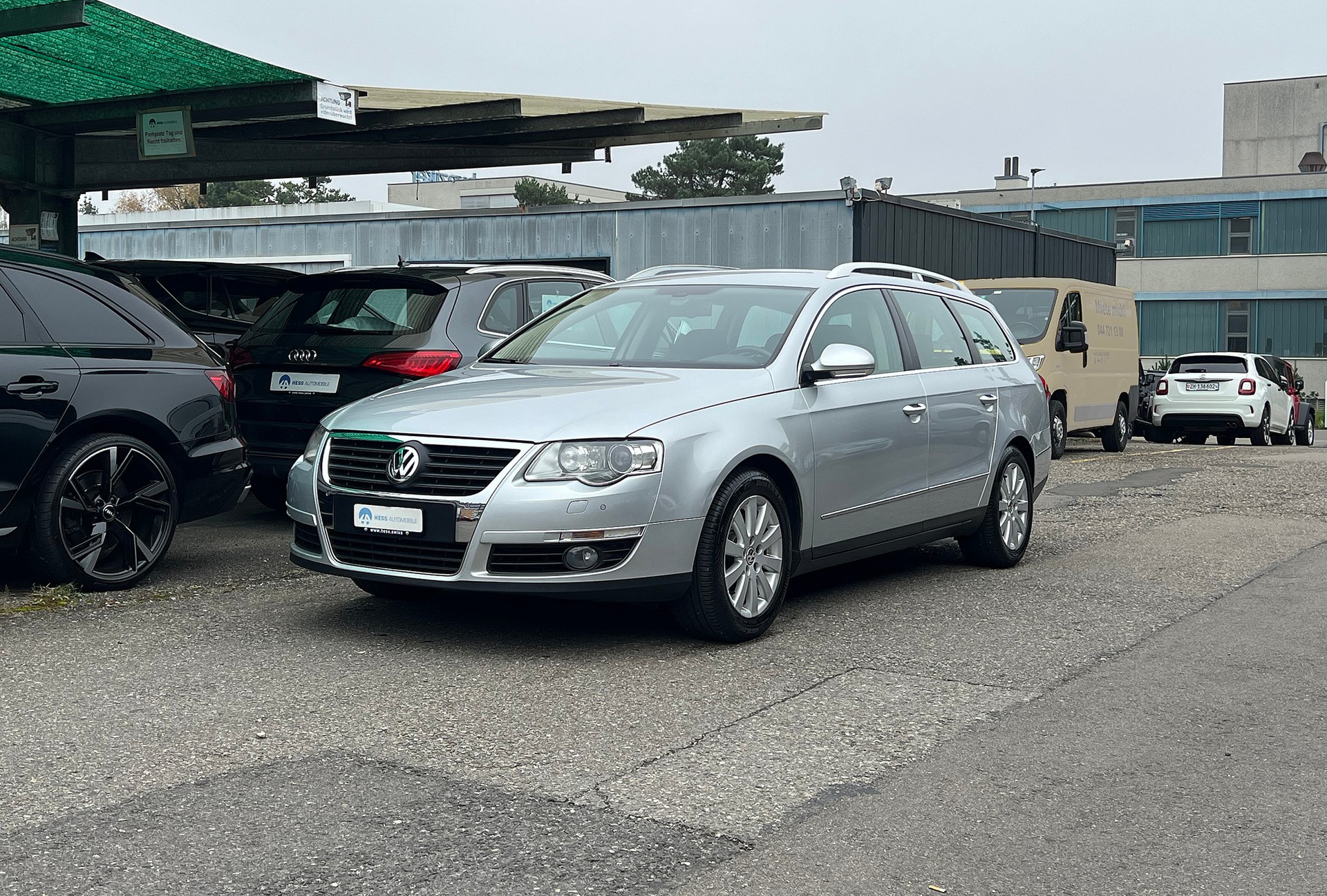 VW Passat Variant 1.4 TSI Comfortline DSG-Automat-image-0