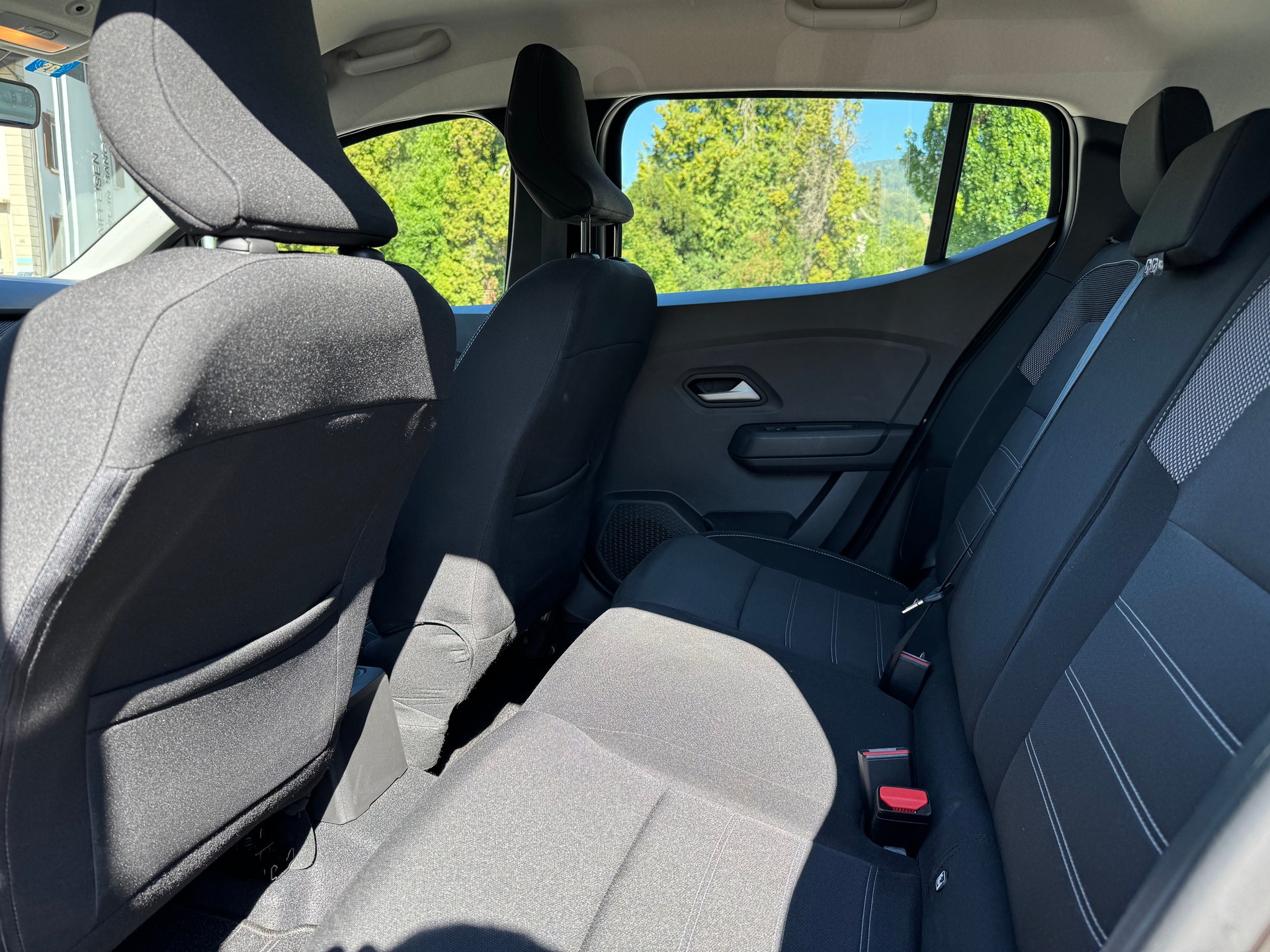 DACIA Sandero TCe 90 Journey CVT-image-12