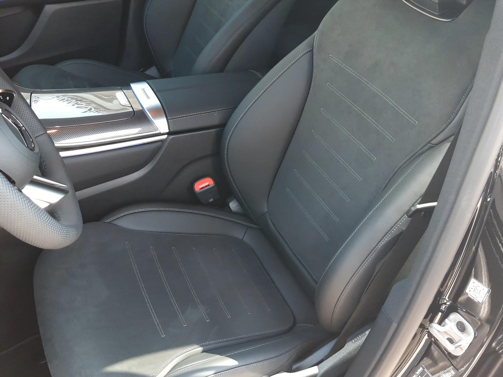 MERCEDES-BENZ GLC 220 d 4Matic-image-7