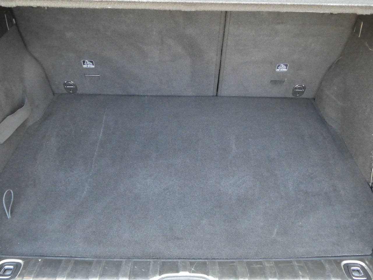 PEUGEOT 2008 1.2 PureTech 110 Allure S/S-image-14