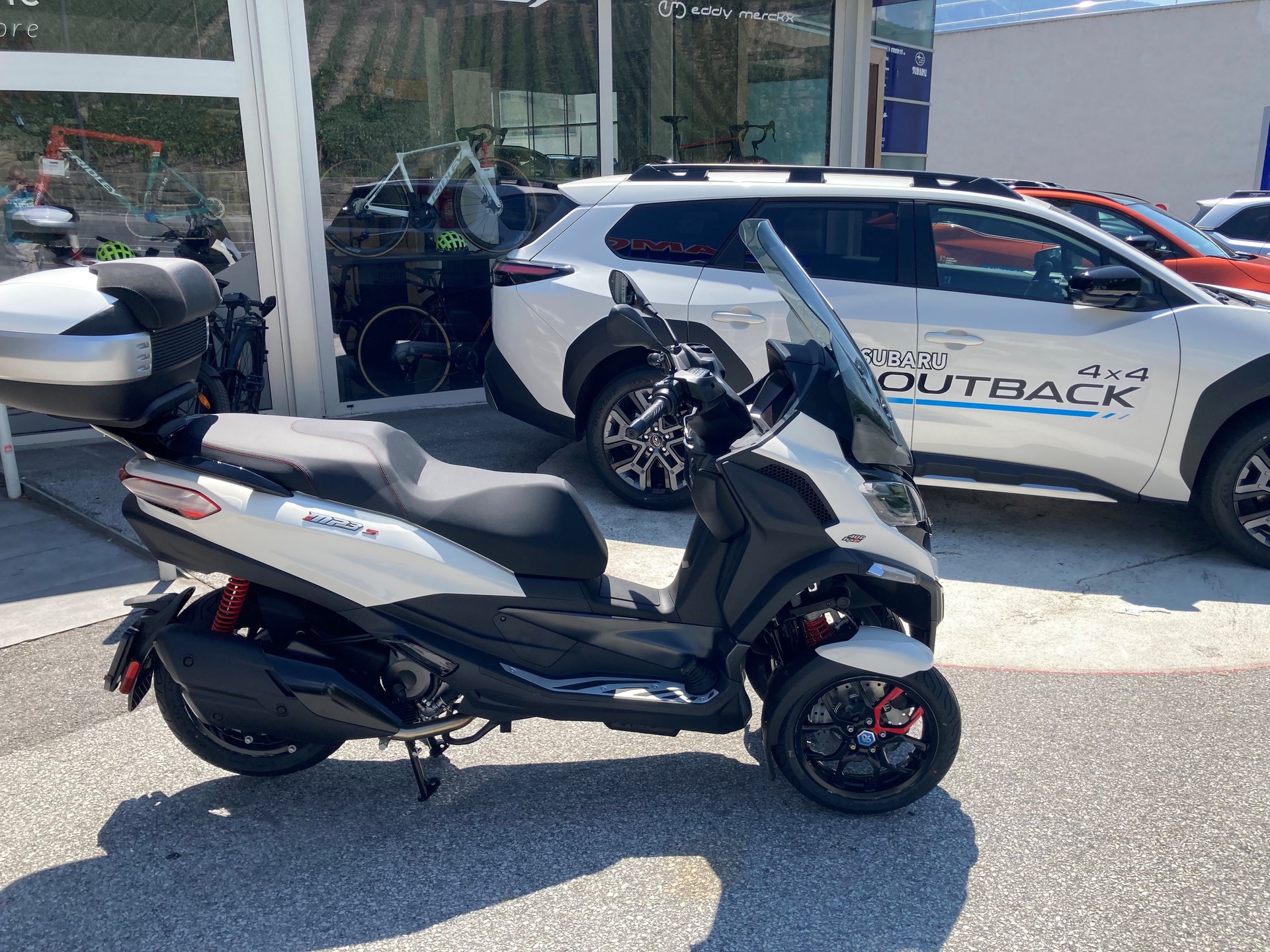 PIAGGIO MP3 400 Sport RST-image-4