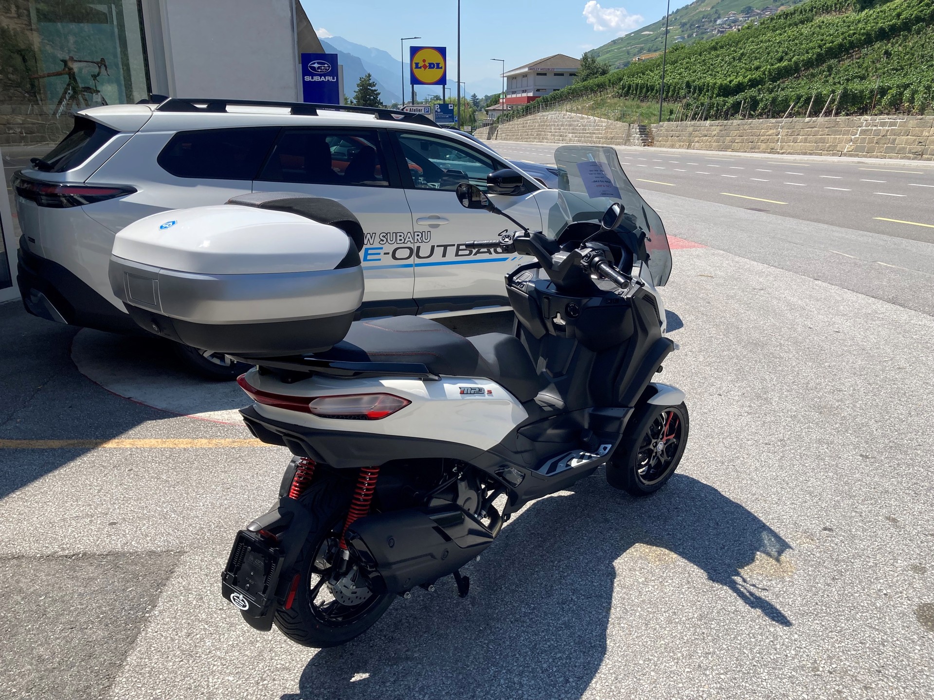 PIAGGIO MP3 400 Sport RST-image-5