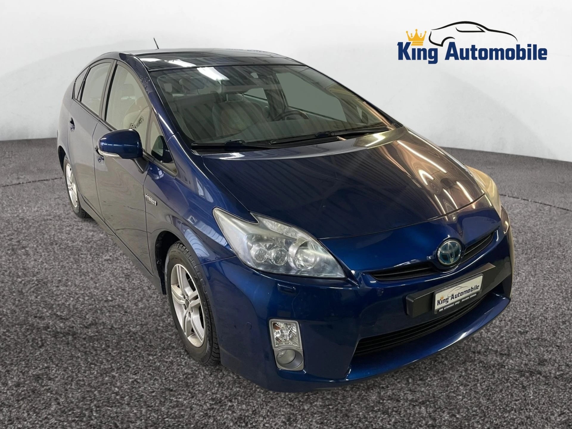 TOYOTA Prius 1.8 16V HSD Sol Premium | CH-Auto | Ab MFK 05.2025 | Leder | RF-Kamera-image-0