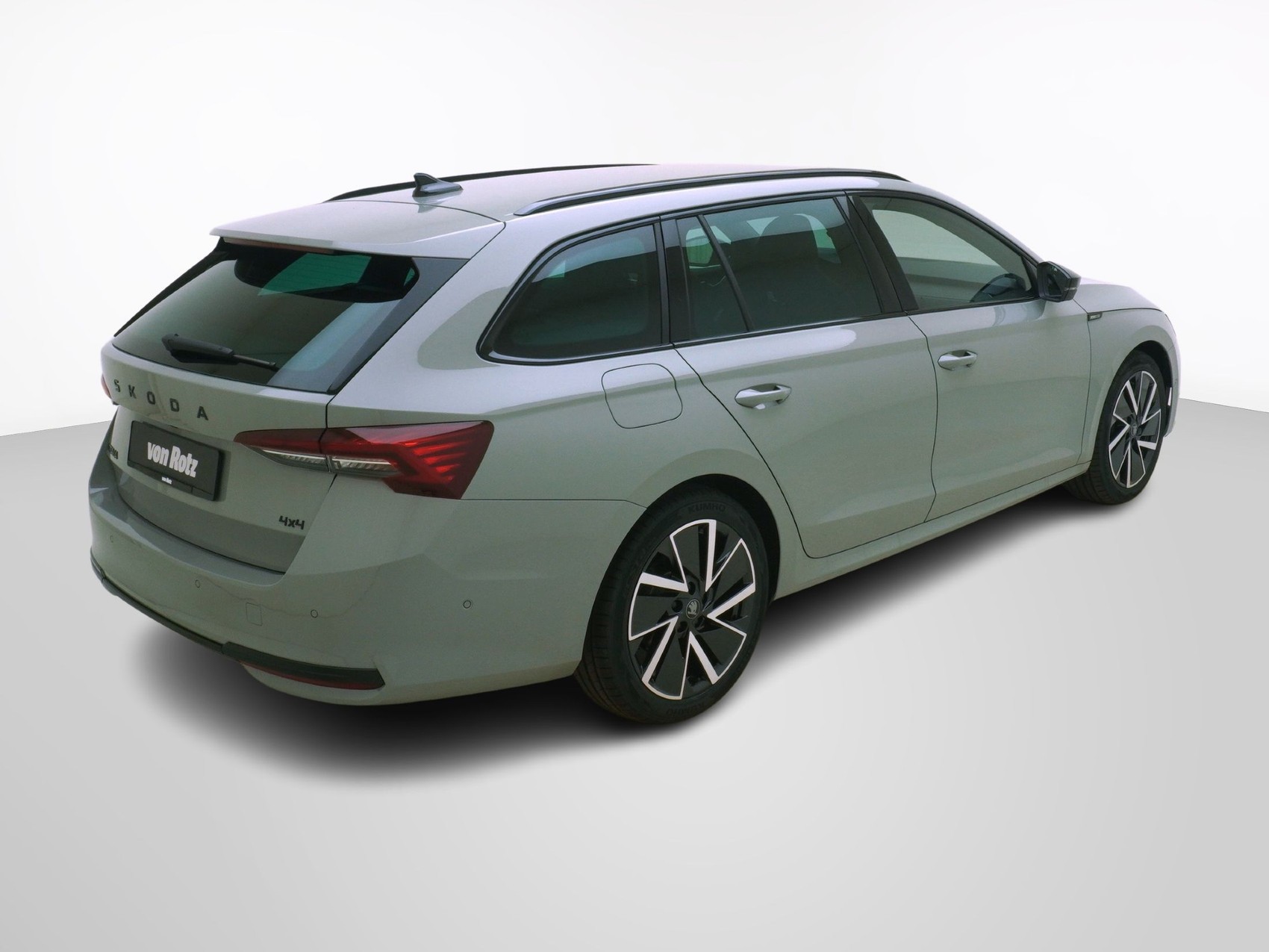 SKODA Octavia 2.0 TSI SportLine 4x4 DSG-image-5
