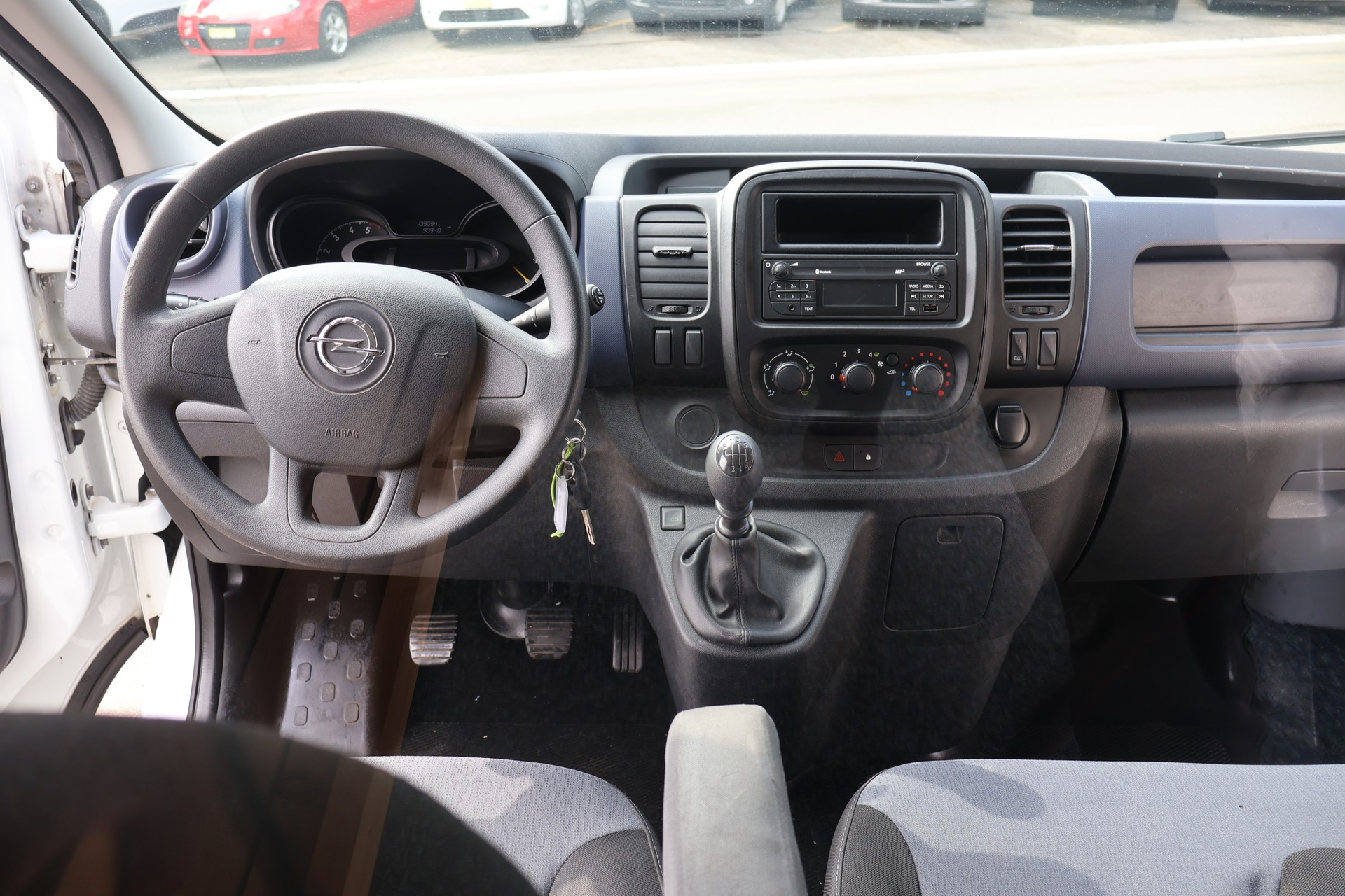 OPEL Vivaro 1.6 CDTI 2.7t L1H1-image-15