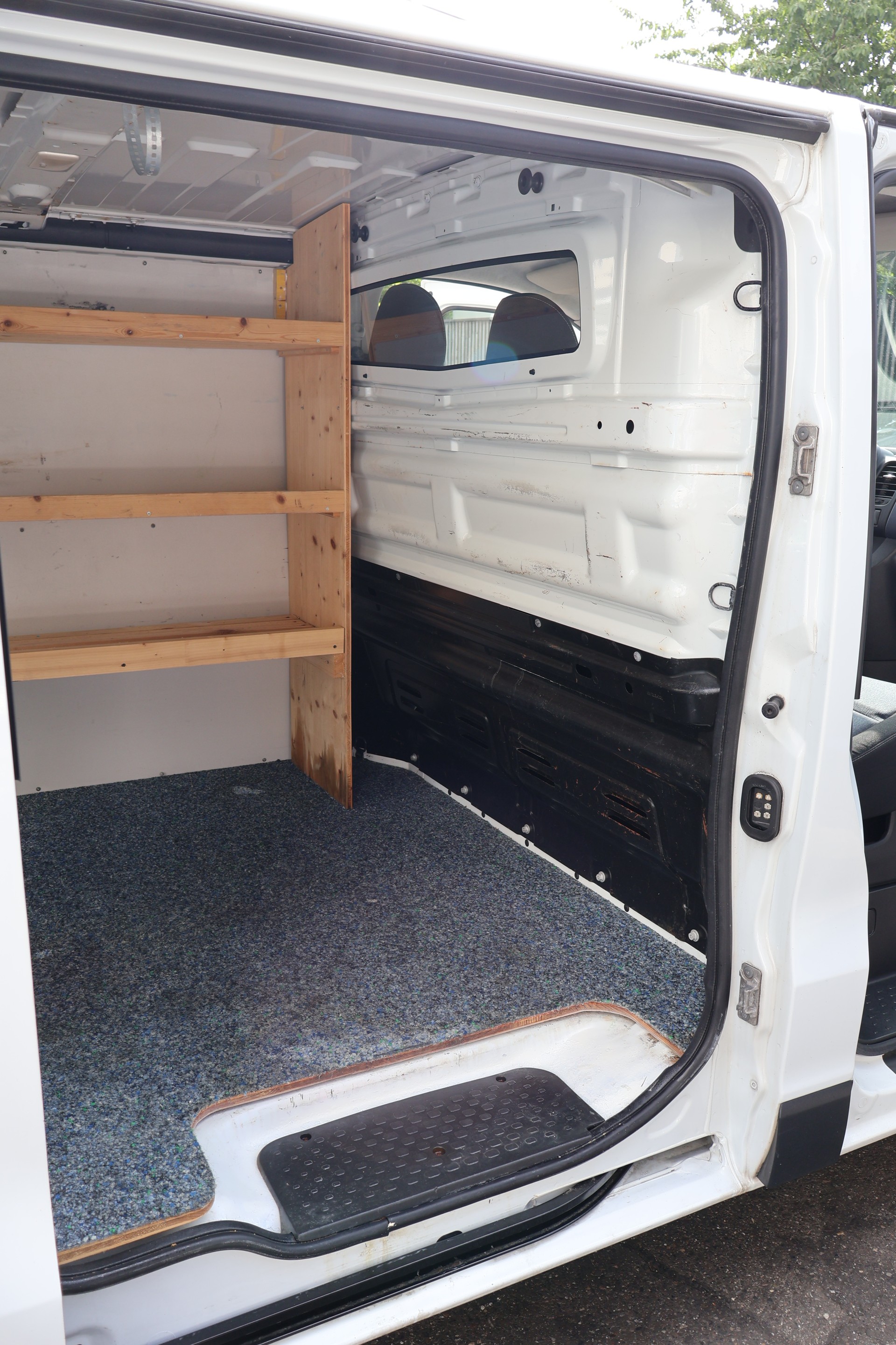 OPEL Vivaro 1.6 CDTI 2.7t L1H1-image-10