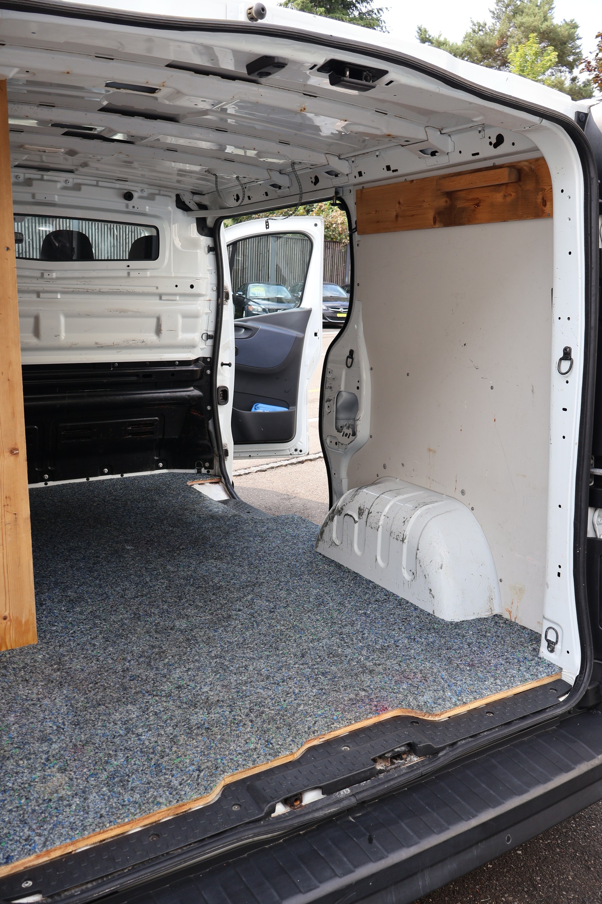 OPEL Vivaro 1.6 CDTI 2.7t L1H1-image-9
