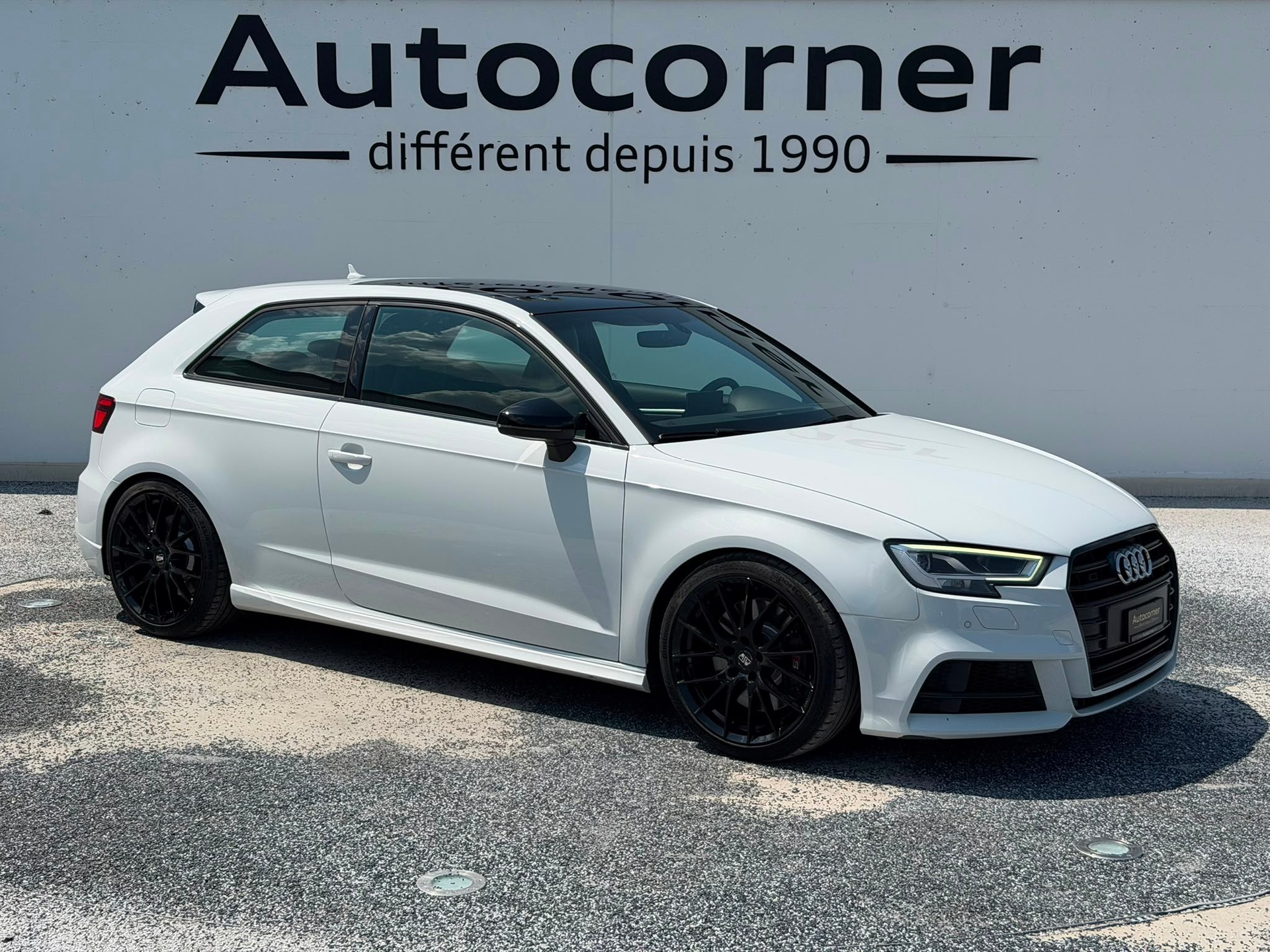 AUDI S3 2.0 TFSI quattro-image-1