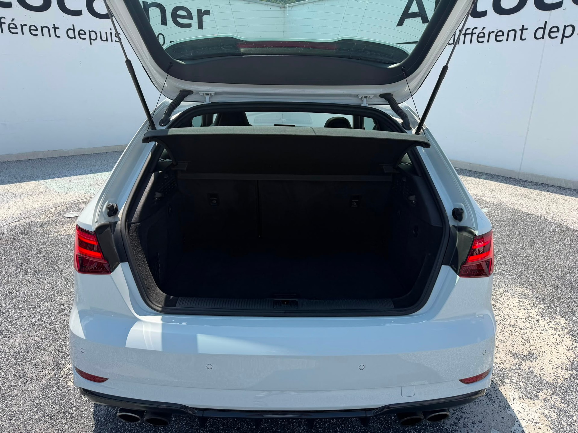 AUDI S3 2.0 TFSI quattro-image-8