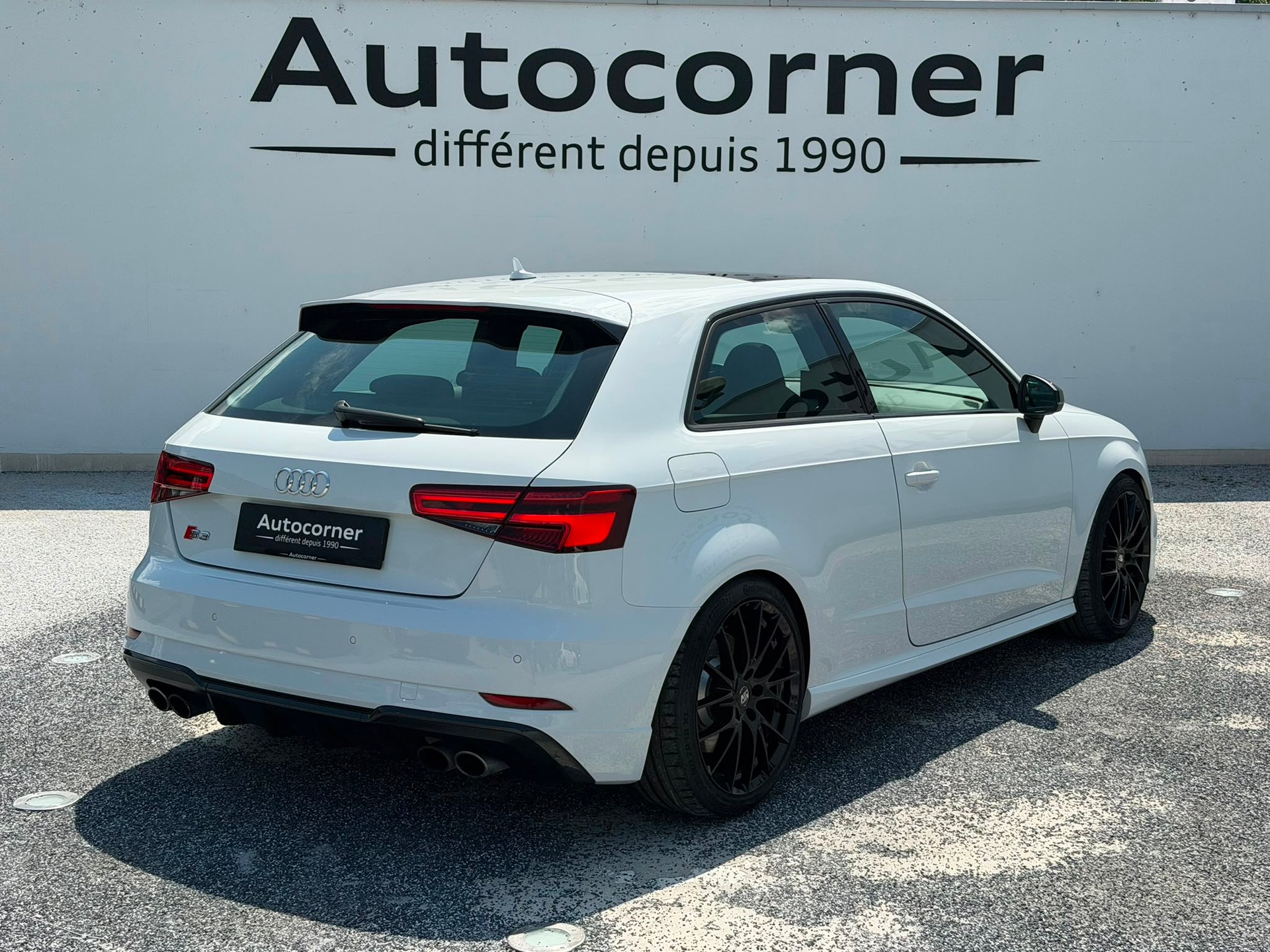 AUDI S3 2.0 TFSI quattro-image-3