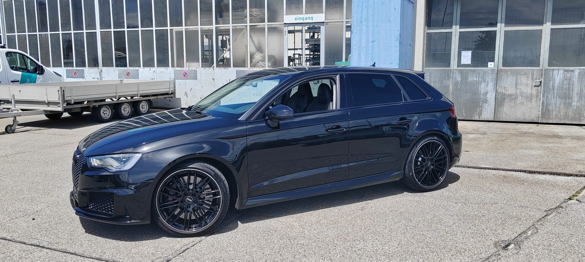 AUDI 2.5 T FSI quattro S-Tronic-image-1