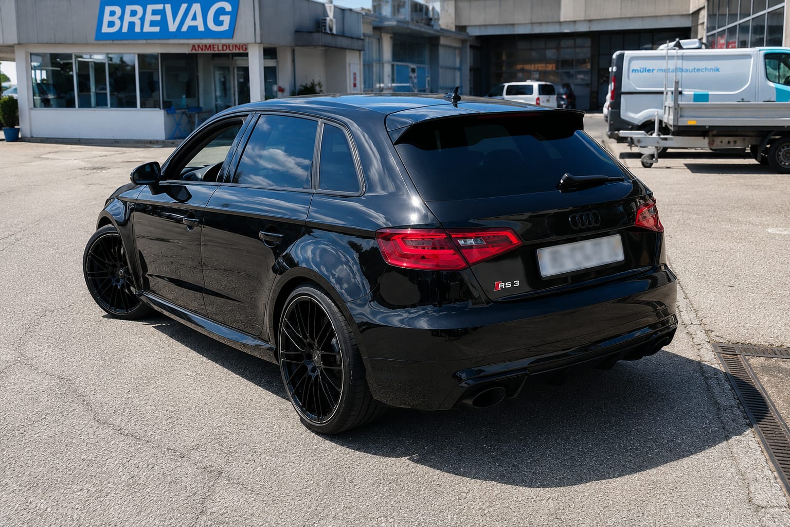 AUDI 2.5 T FSI quattro S-Tronic-image-3