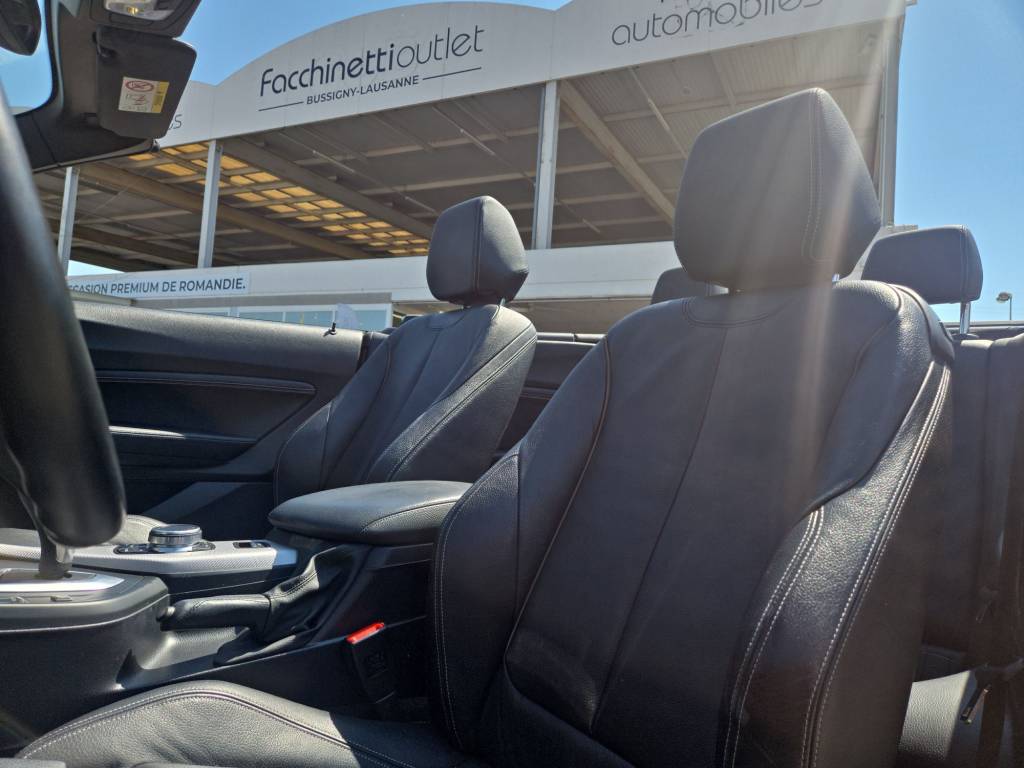 BMW 220i Steptronic M Sport-image-10