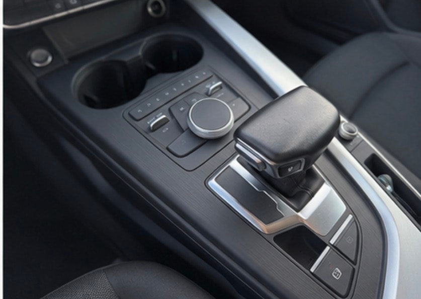 AUDI 2.0 TDI 190 Sport S-Tronic-image-4