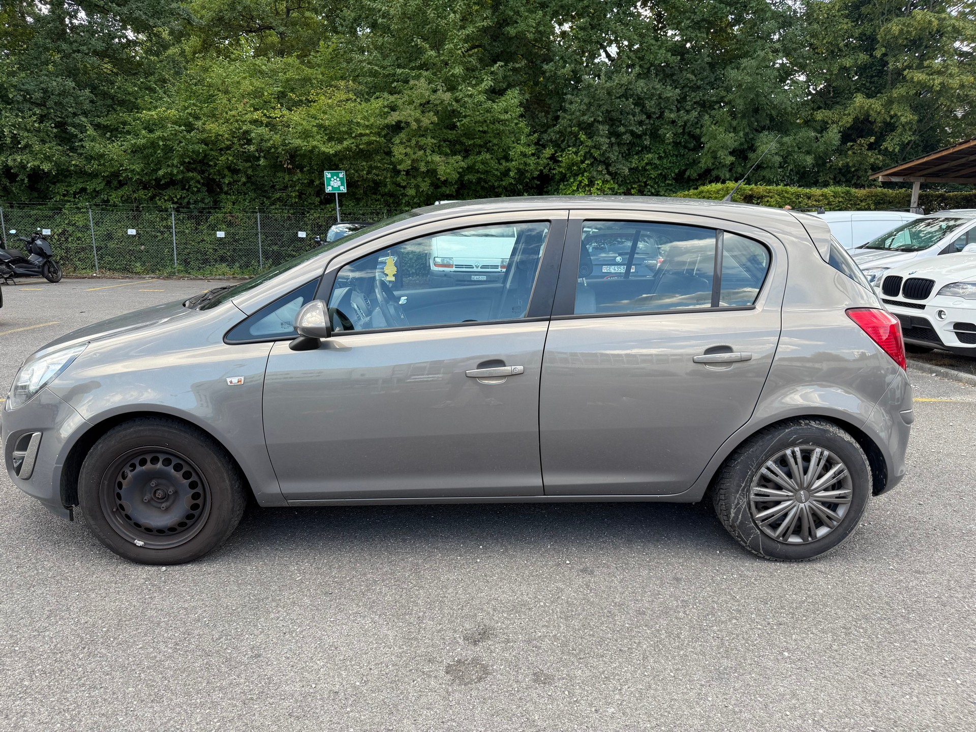 OPEL Corsa 1.4 TP Enjoy-image-1
