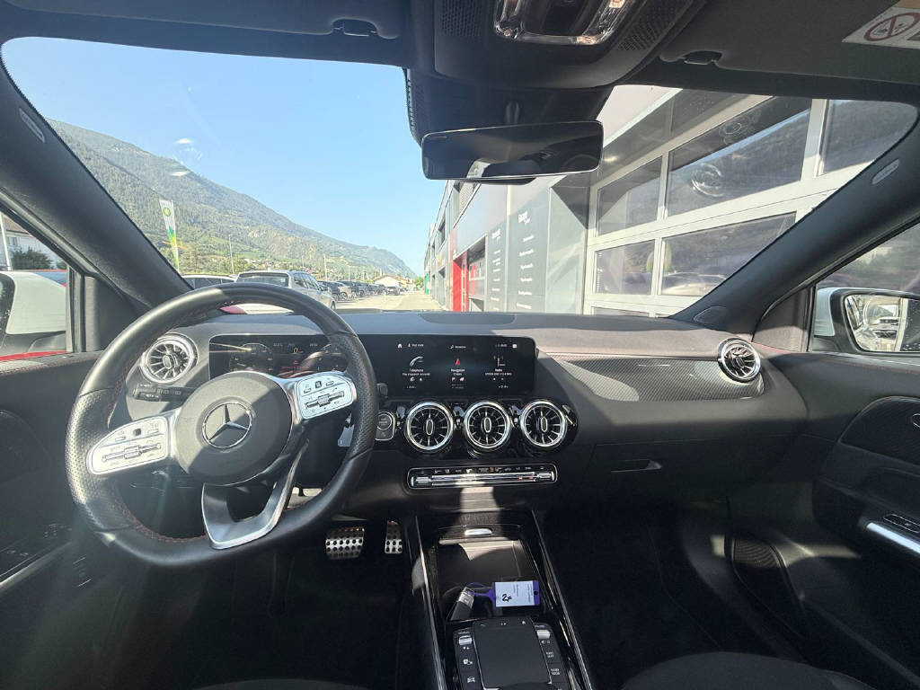 MERCEDES-BENZ GLA 250 - CH-image-11