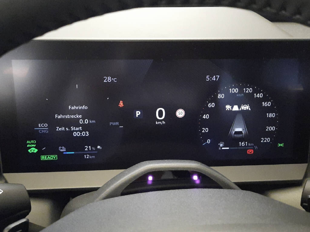 TOYOTA RAV-4 2.5 Plug-In-Hybrid Style-image-11