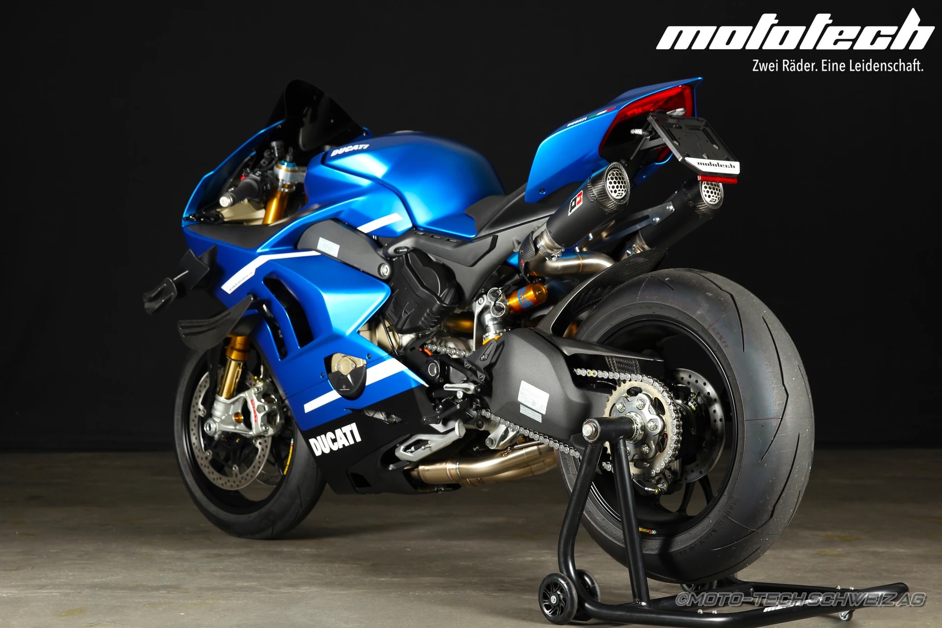 DUCATI Panigale V4 S SUPERLEGGERA REPLICA *-showroom-element-3