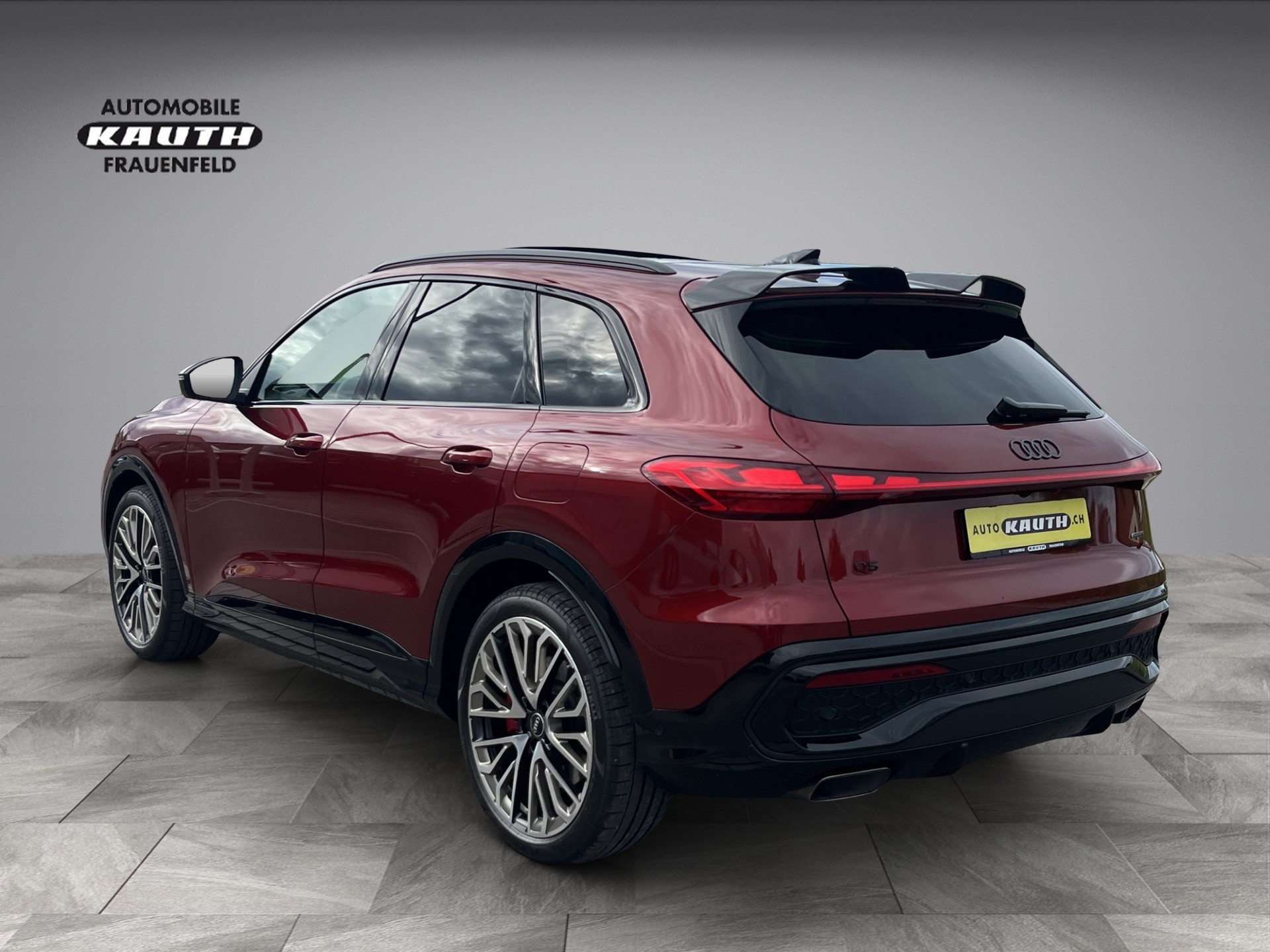 AUDI Q5 e-hybrid quattro 270 kW S-tronic*Edition, Luftfederung, B&O Sound, Standklima/Heizung, AHK, (5-Jahre Garantie)-image-2