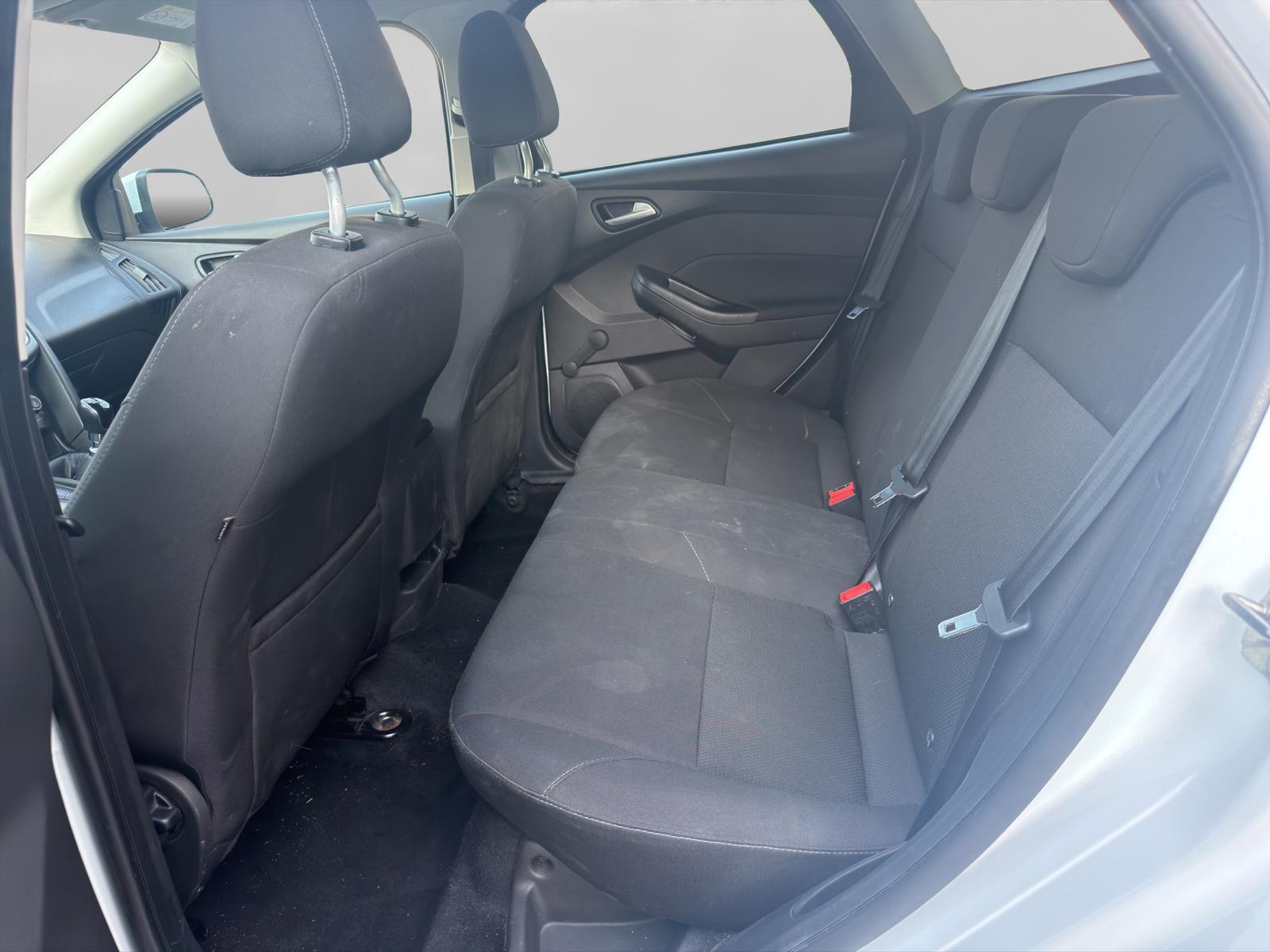 FORD Focus 1.0 SCTi Trend-image-12
