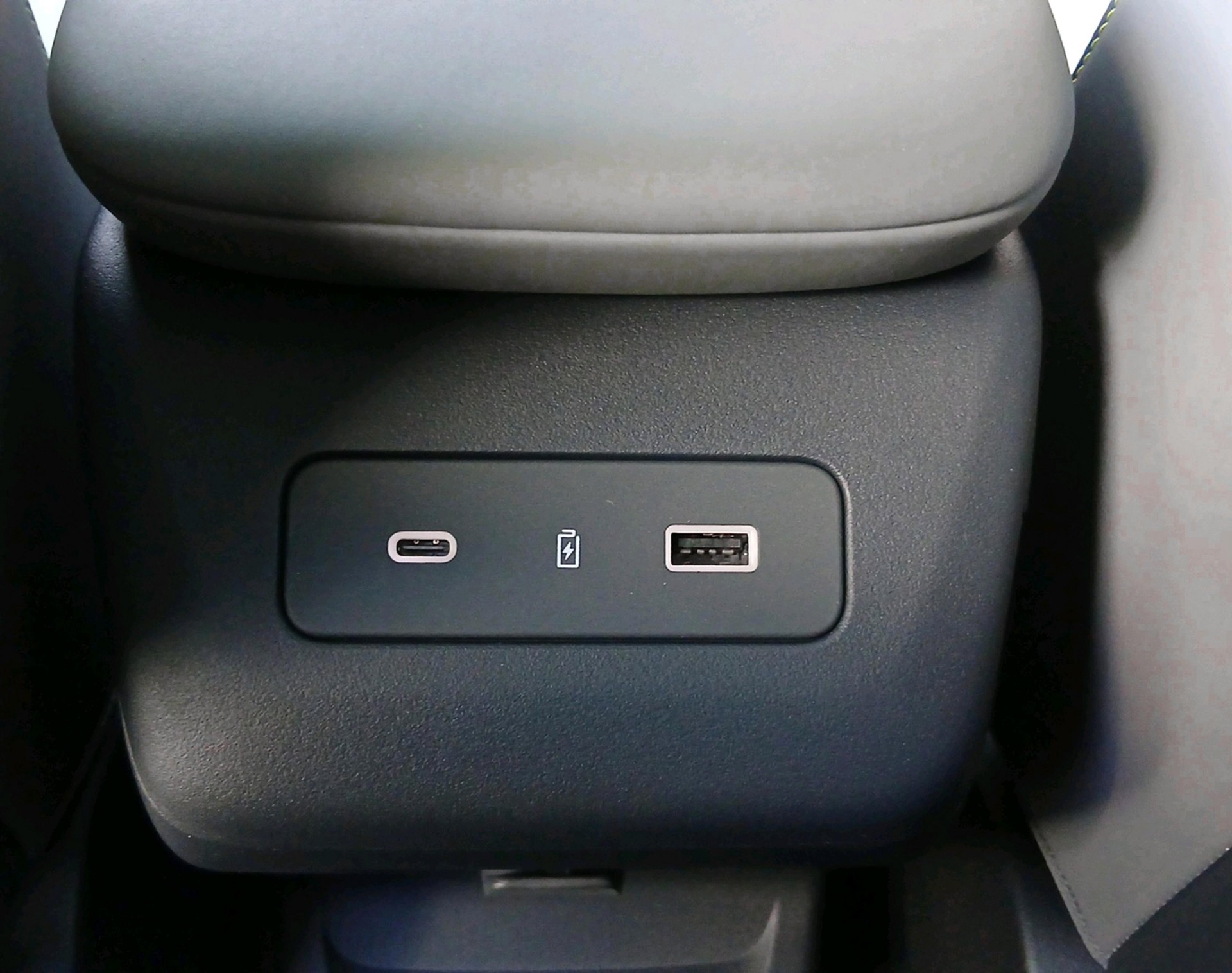 LYNK & CO 02-image-19