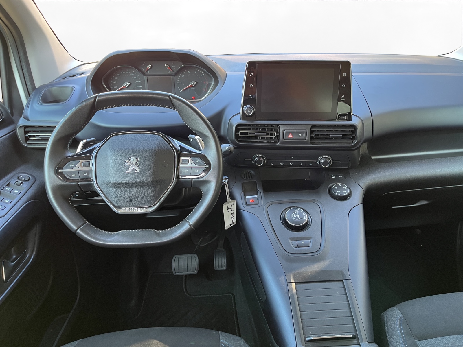 PEUGEOT Rifter Long 1.5 BlueHDi Allure Pack EAT8-image-10