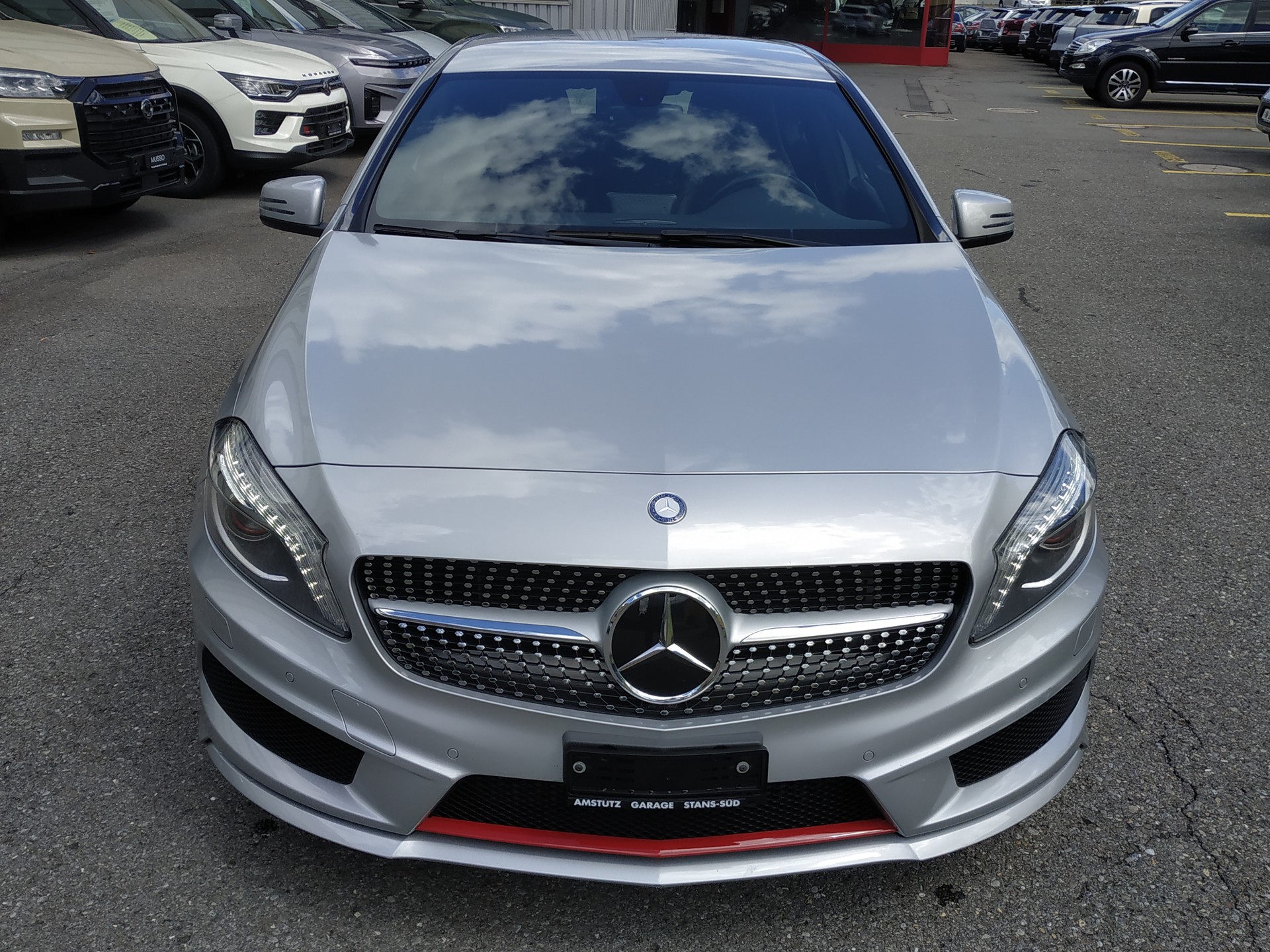 MERCEDES-BENZ A 250 Sport 7G-DCT AMG Line-image-2